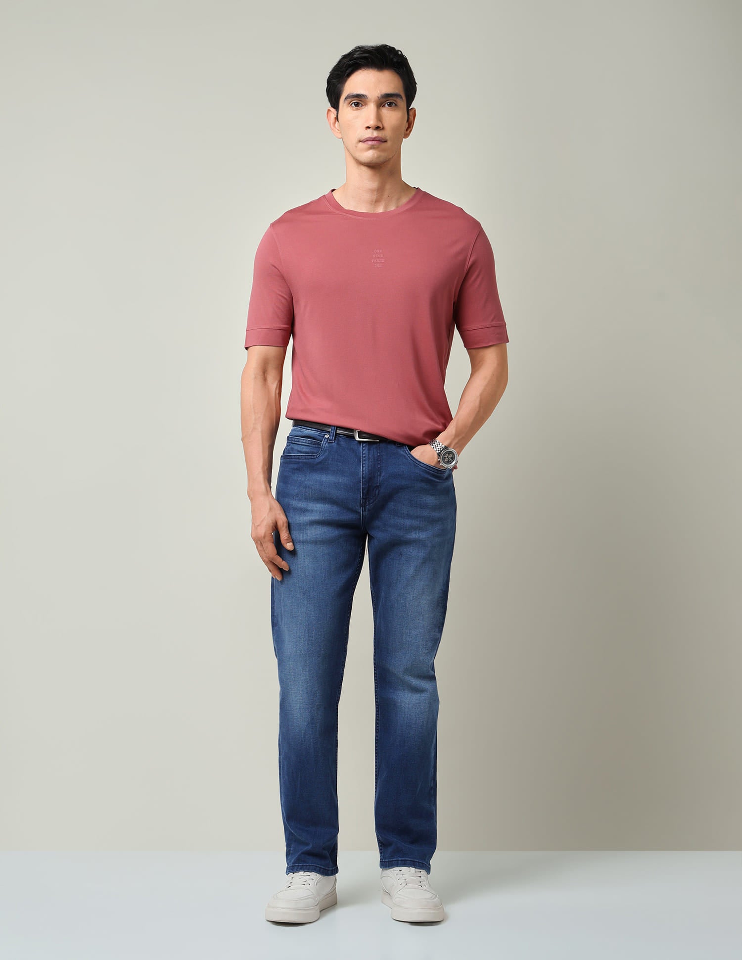 Trend Setter Solid Comfort Fit Whiskered Jeans