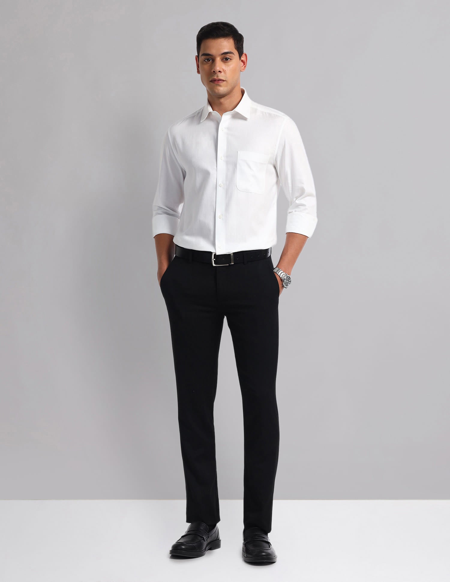 Semi Spread Collar Patterned Weave Shirt