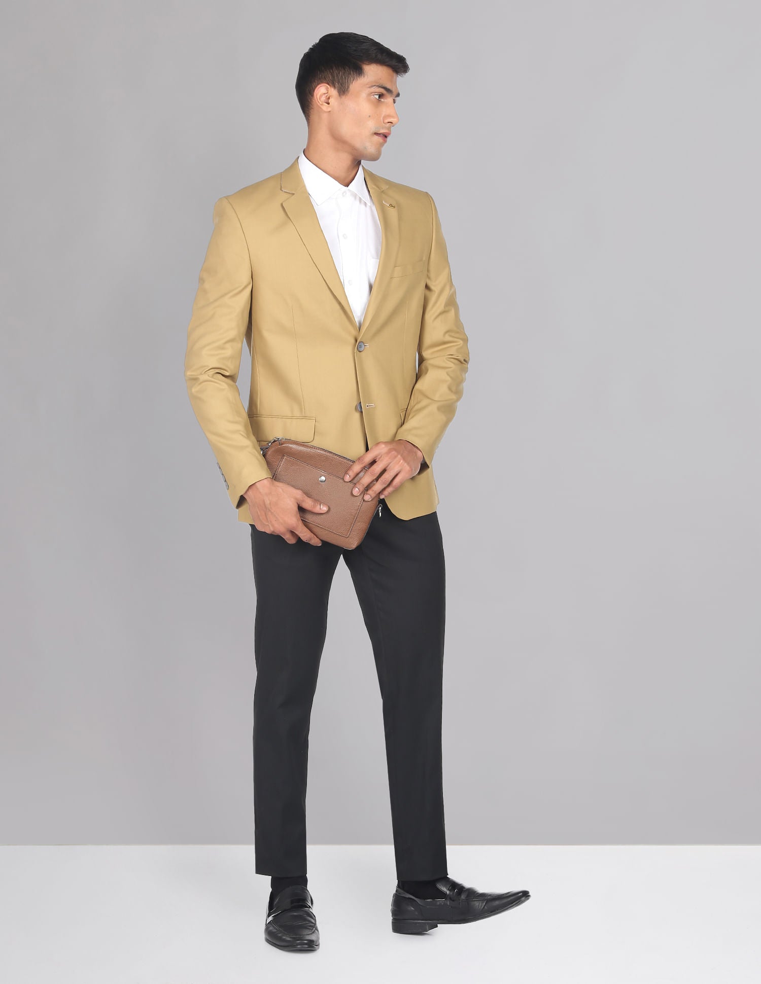 Wardrobe Icon Solid Tailored Fit Blazer