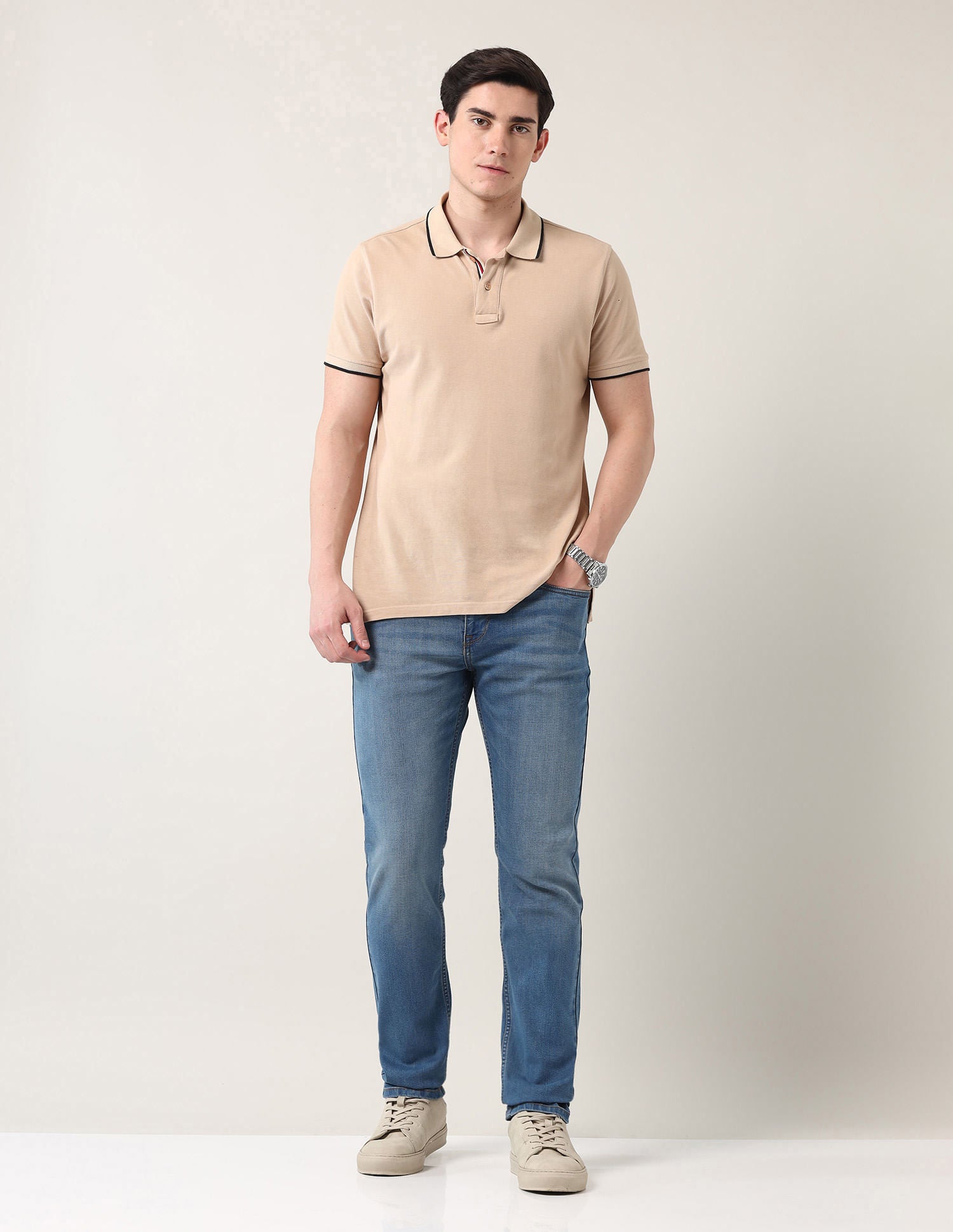Easy-on slim Fit Mid Rise Jeans