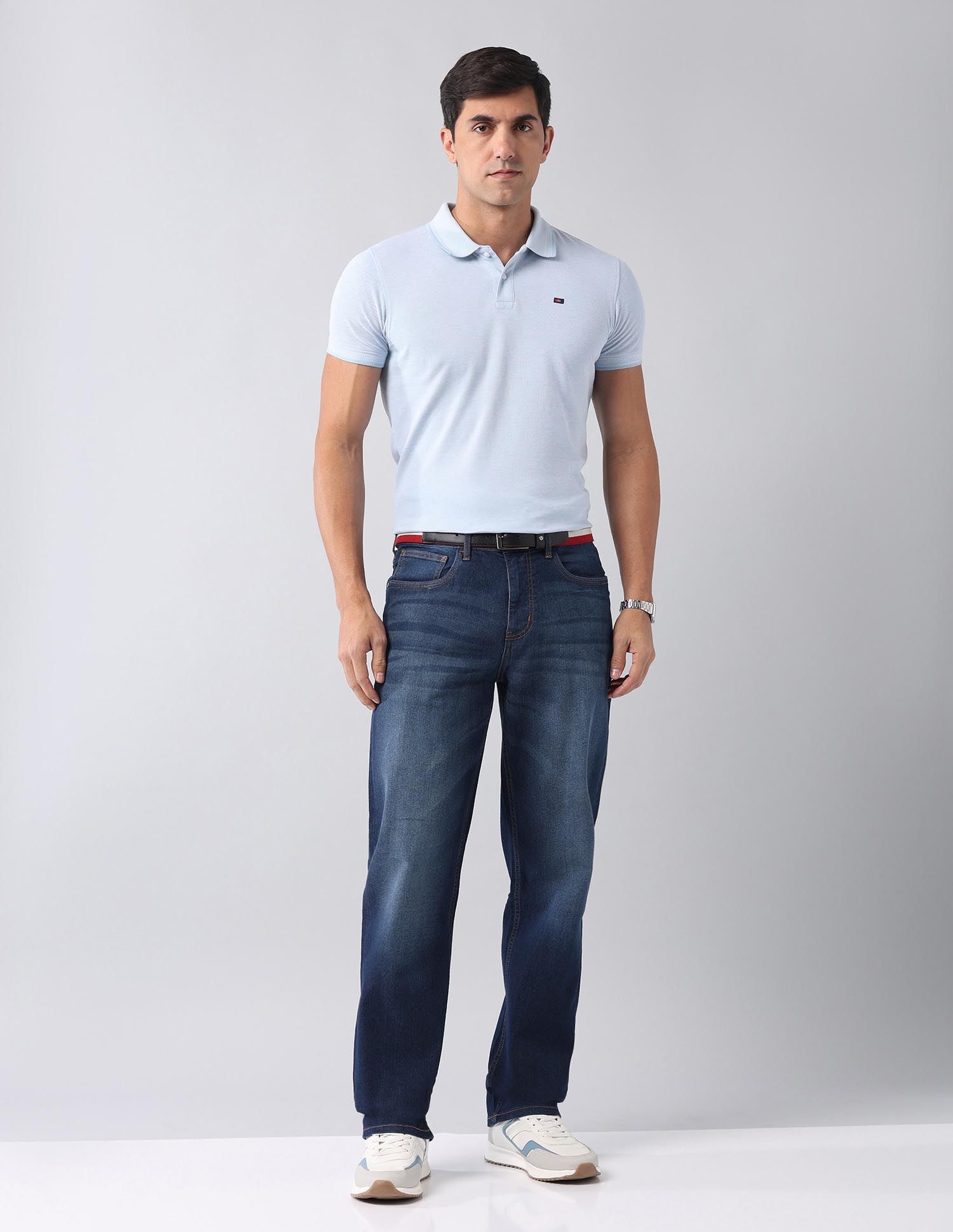 Rugged And Relaxed Fit Mid Rise Jeans