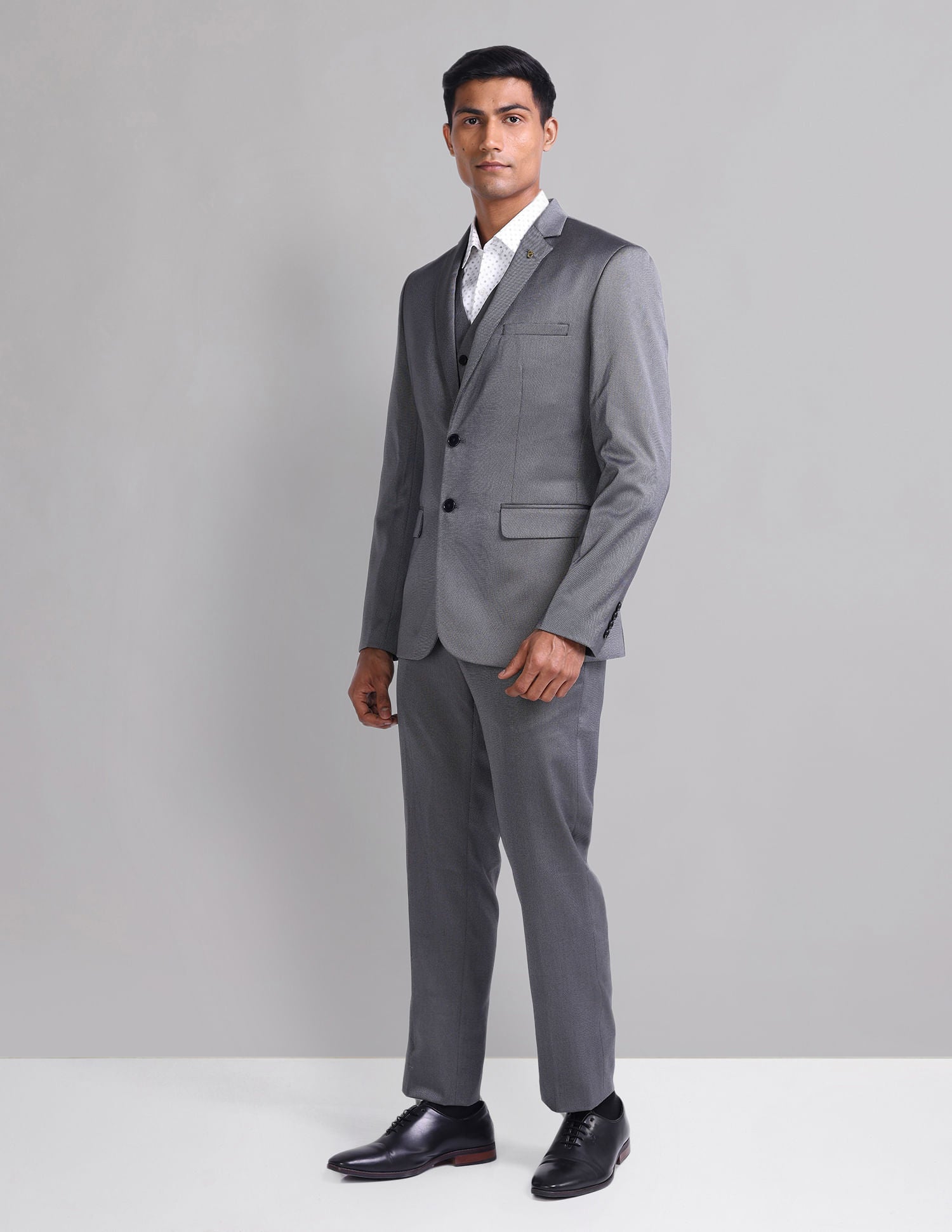 Executive Edged Tailored Fit Three Piece Suit