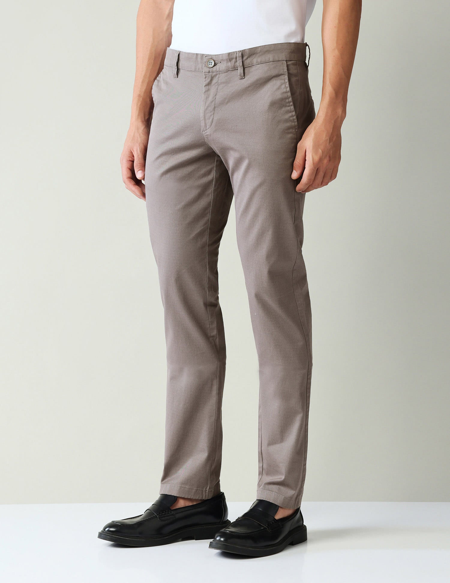 Geometric Printed Mid-Rise Slim Fit Trousers
