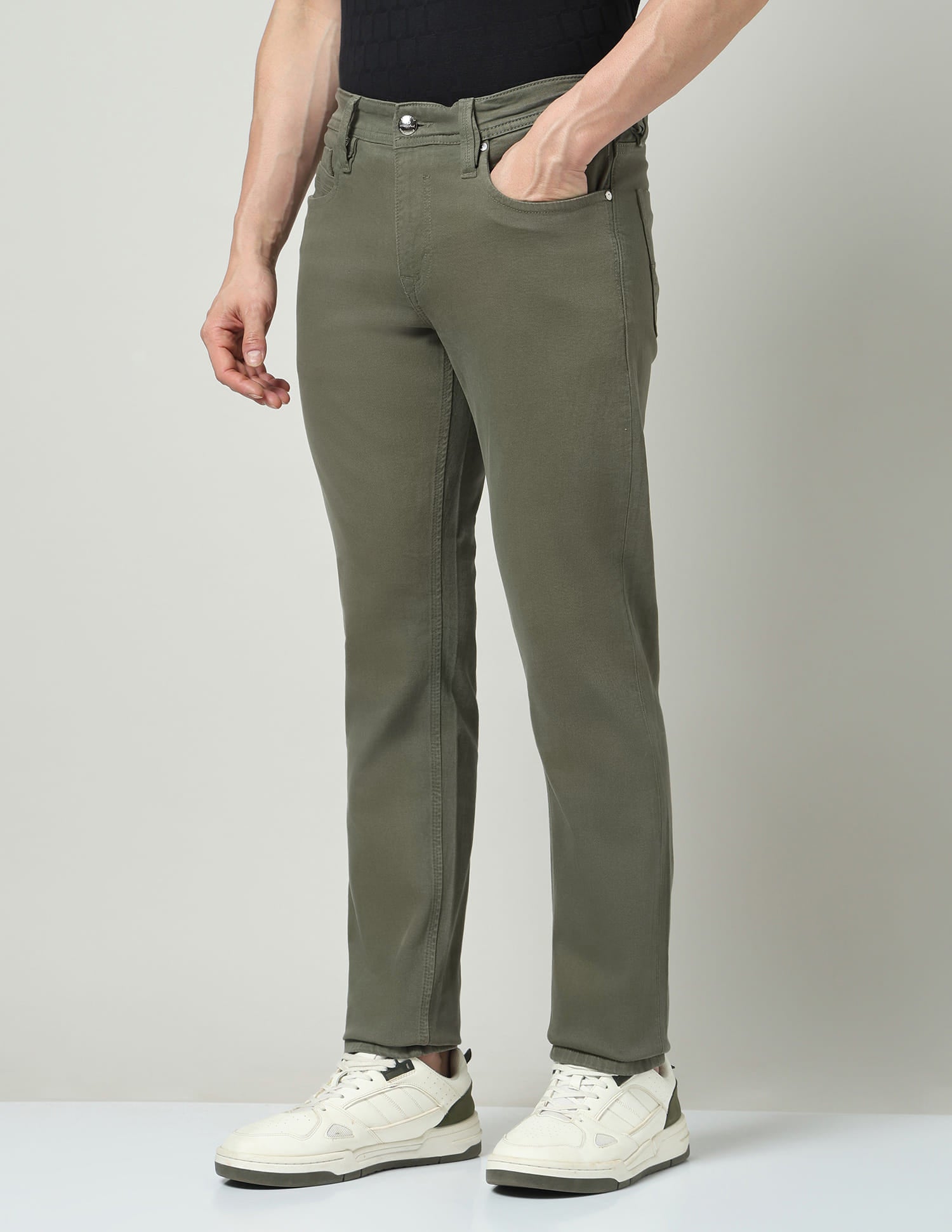 Everyday Cool Slim Fit Mid-Rise Jeans