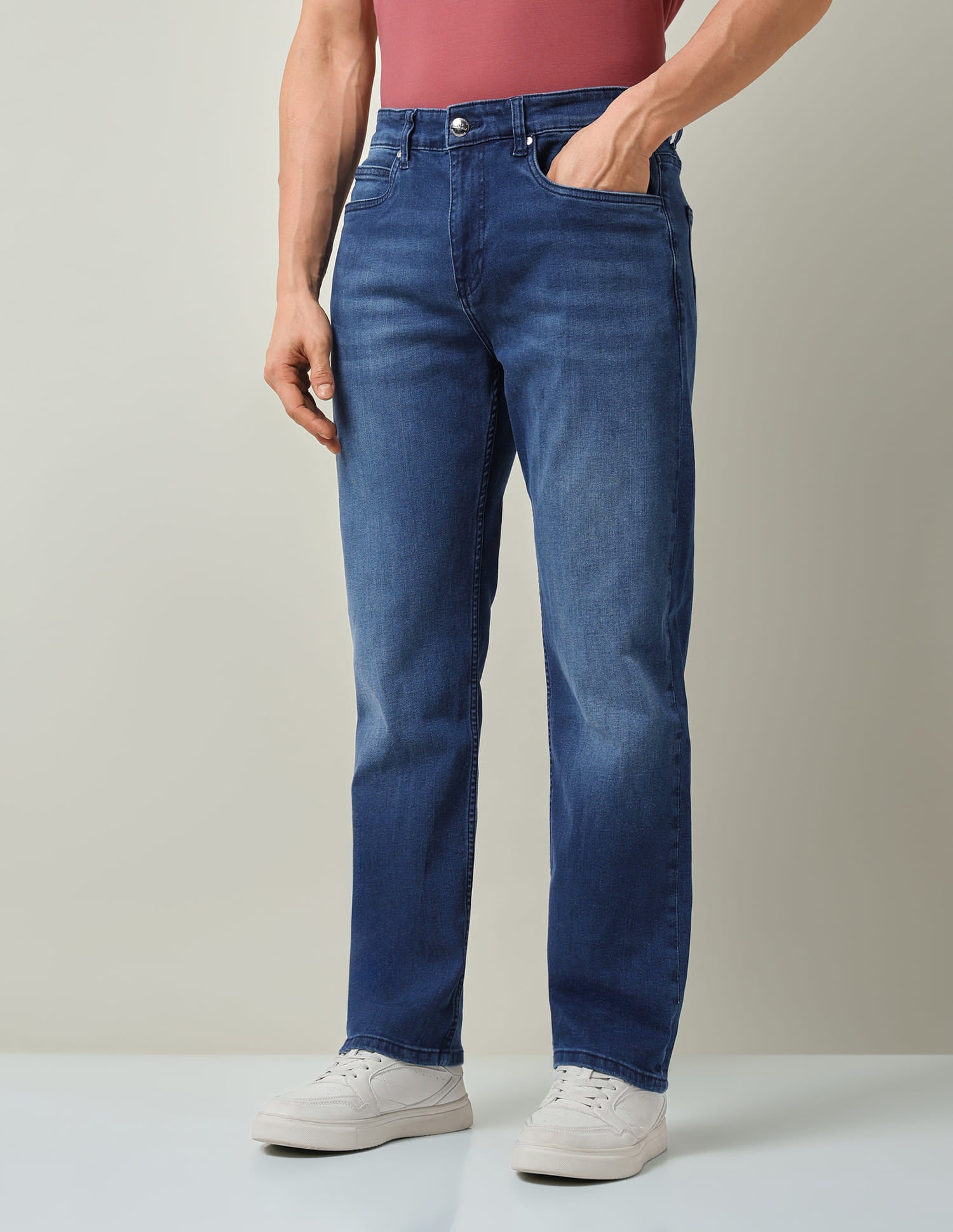 Trend Setter Solid Comfort Fit Whiskered Jeans