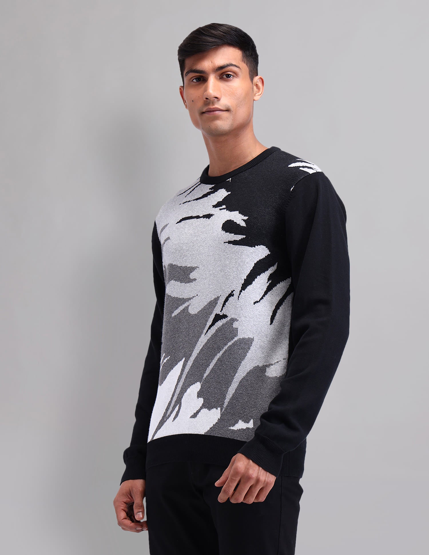 Elevated Essential Modern Slim Fit Patterned Knit Sweater