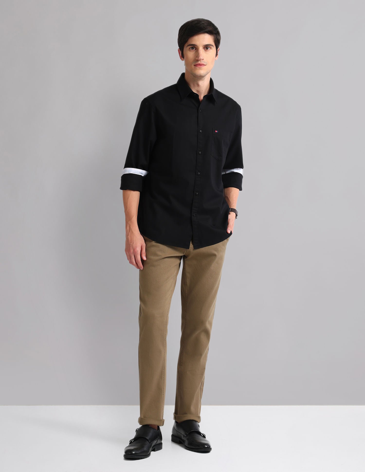 Regular Spread Collar Slim Fit Shirt