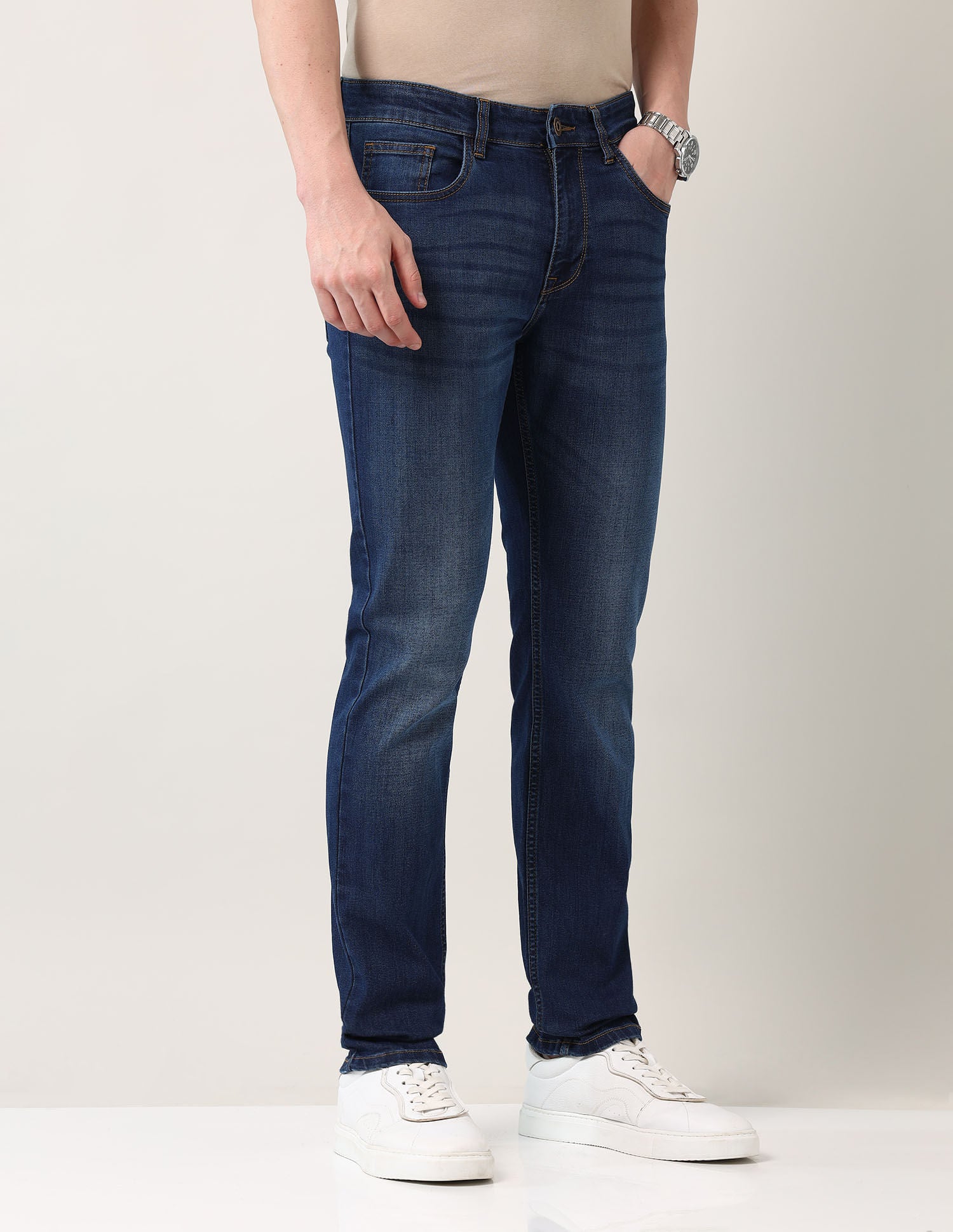 Easy-on slim Fit Mid Rise Jeans