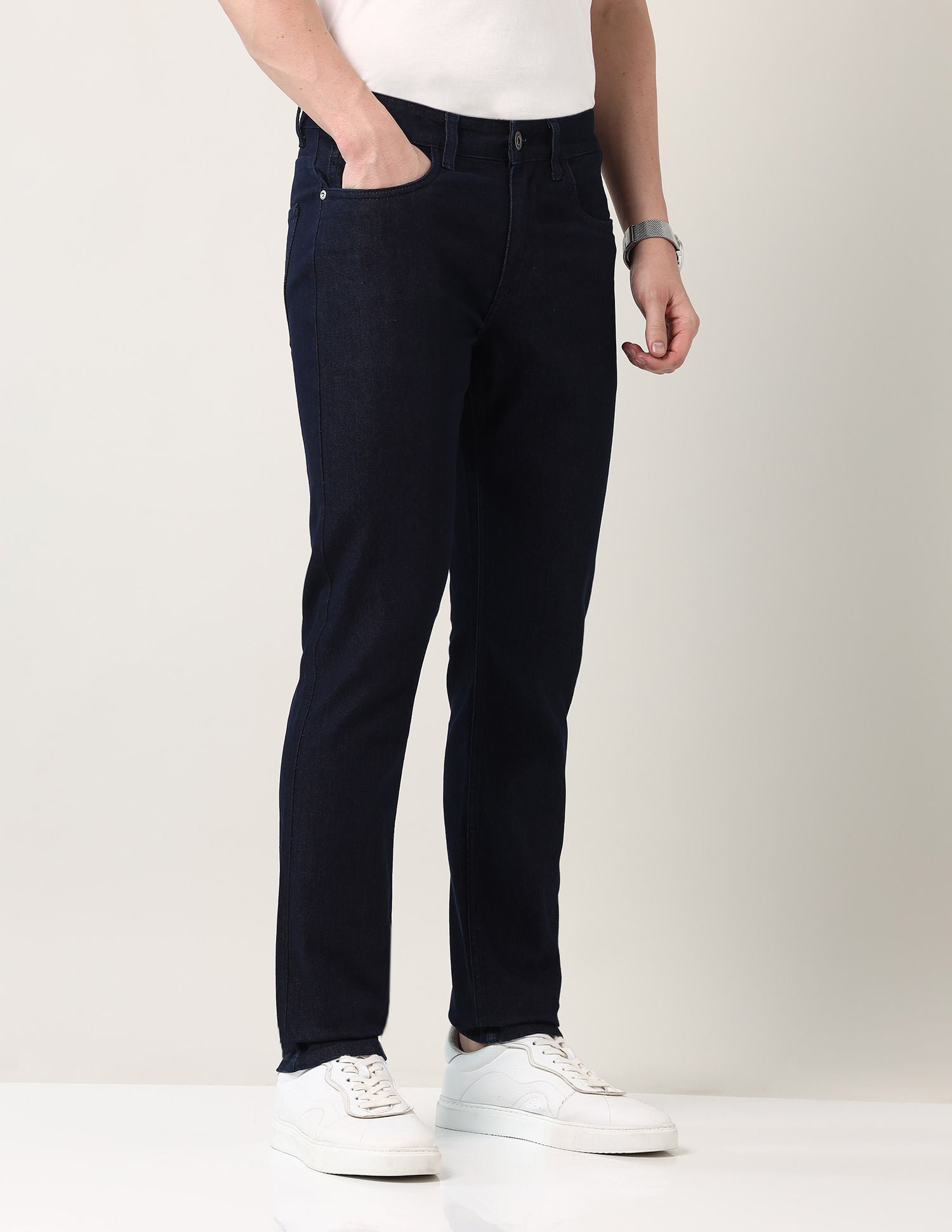 Easy-on slim Fit Mid Rise Jeans