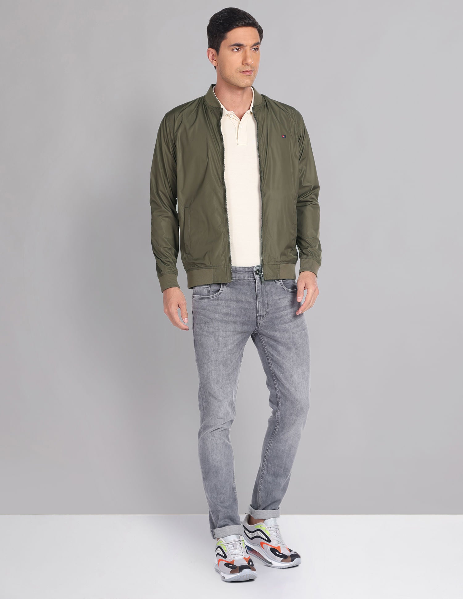 Travel Friendly Solid Foldable Bomber Jacket