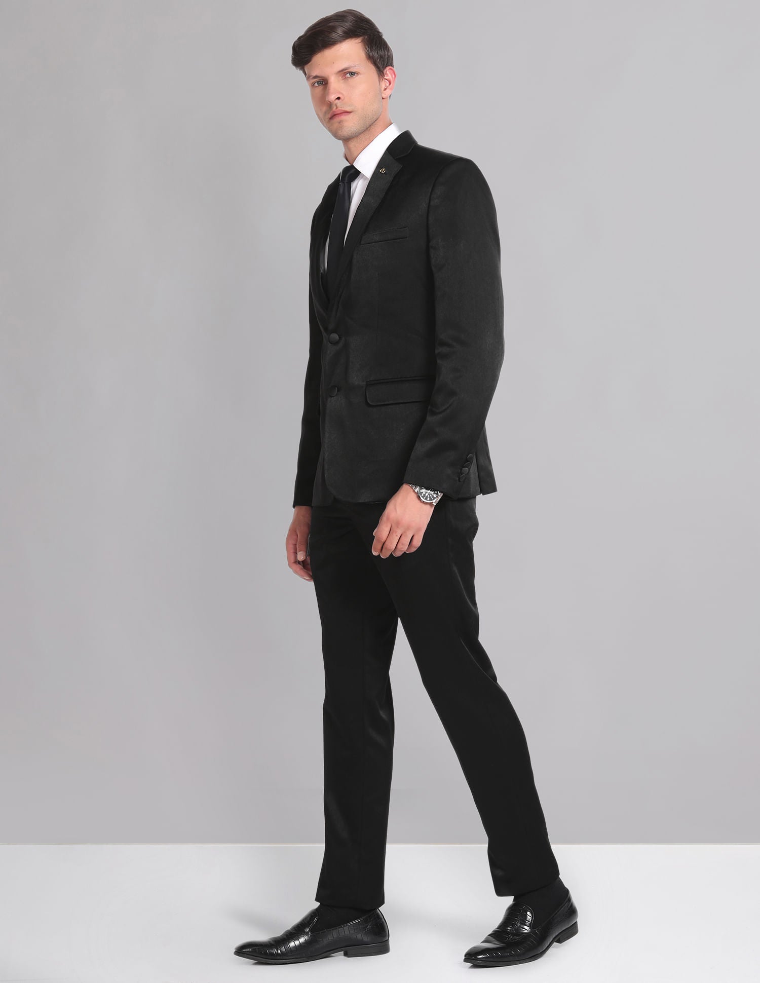 Style Vault Solid Two Piece Suit