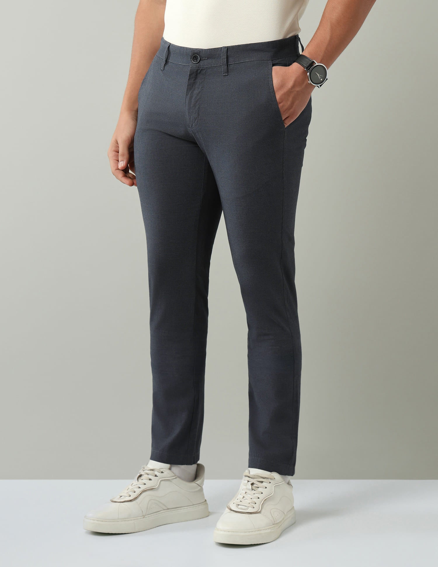 Mid-Rise Modern Slim Fit Chino
