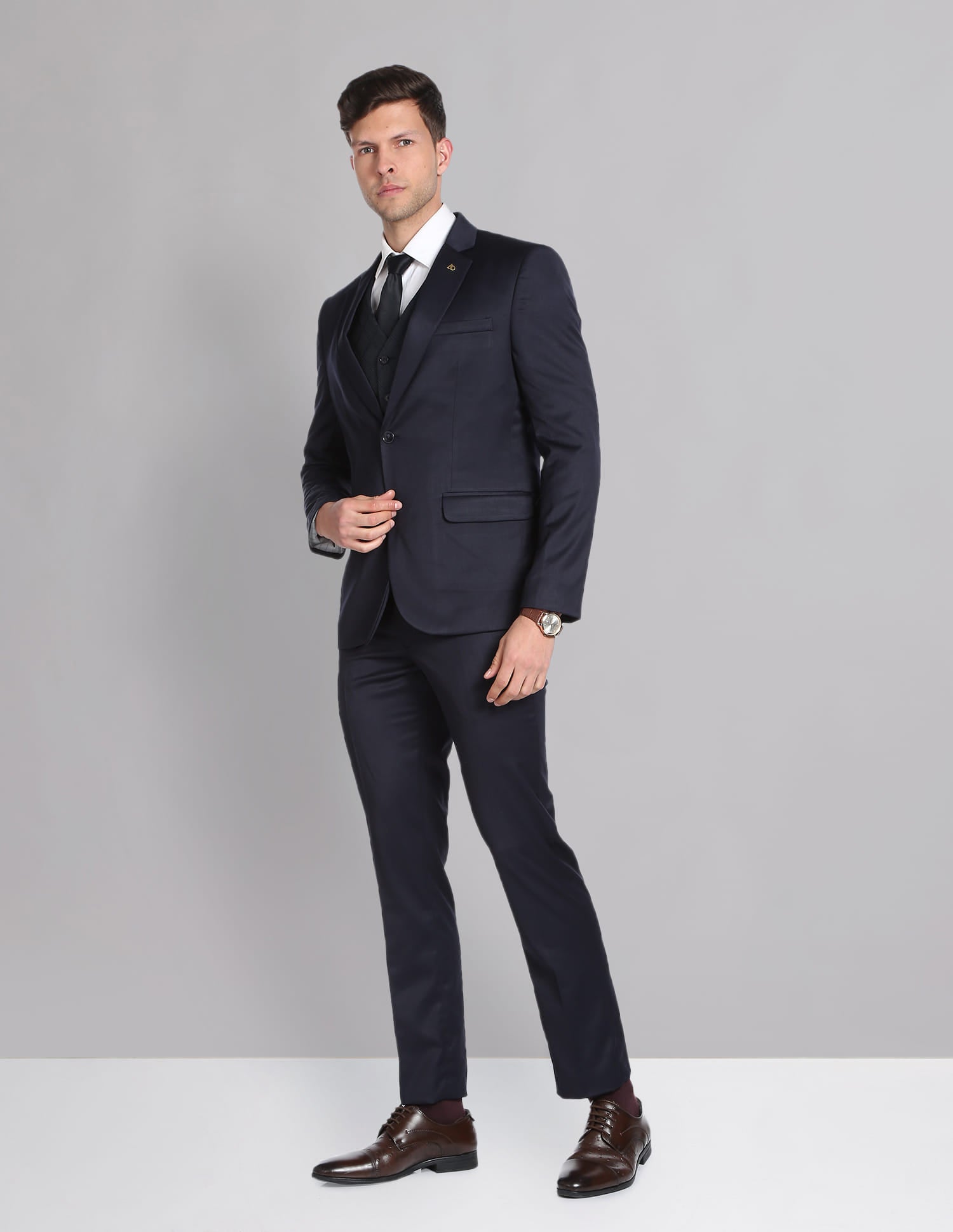 Tailored Fit Versatile Three Piece Suit
