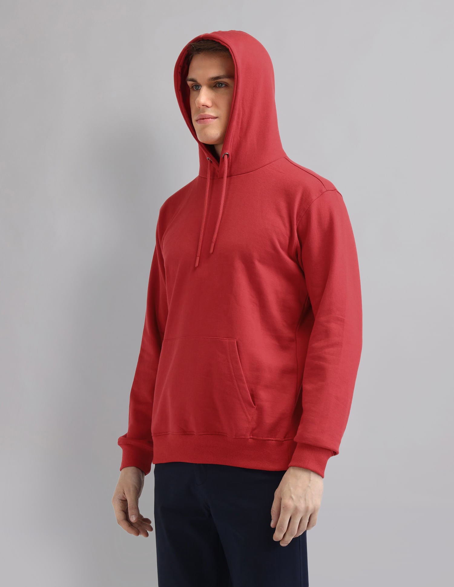 Modern Slim Fit Solid Sweatshirt