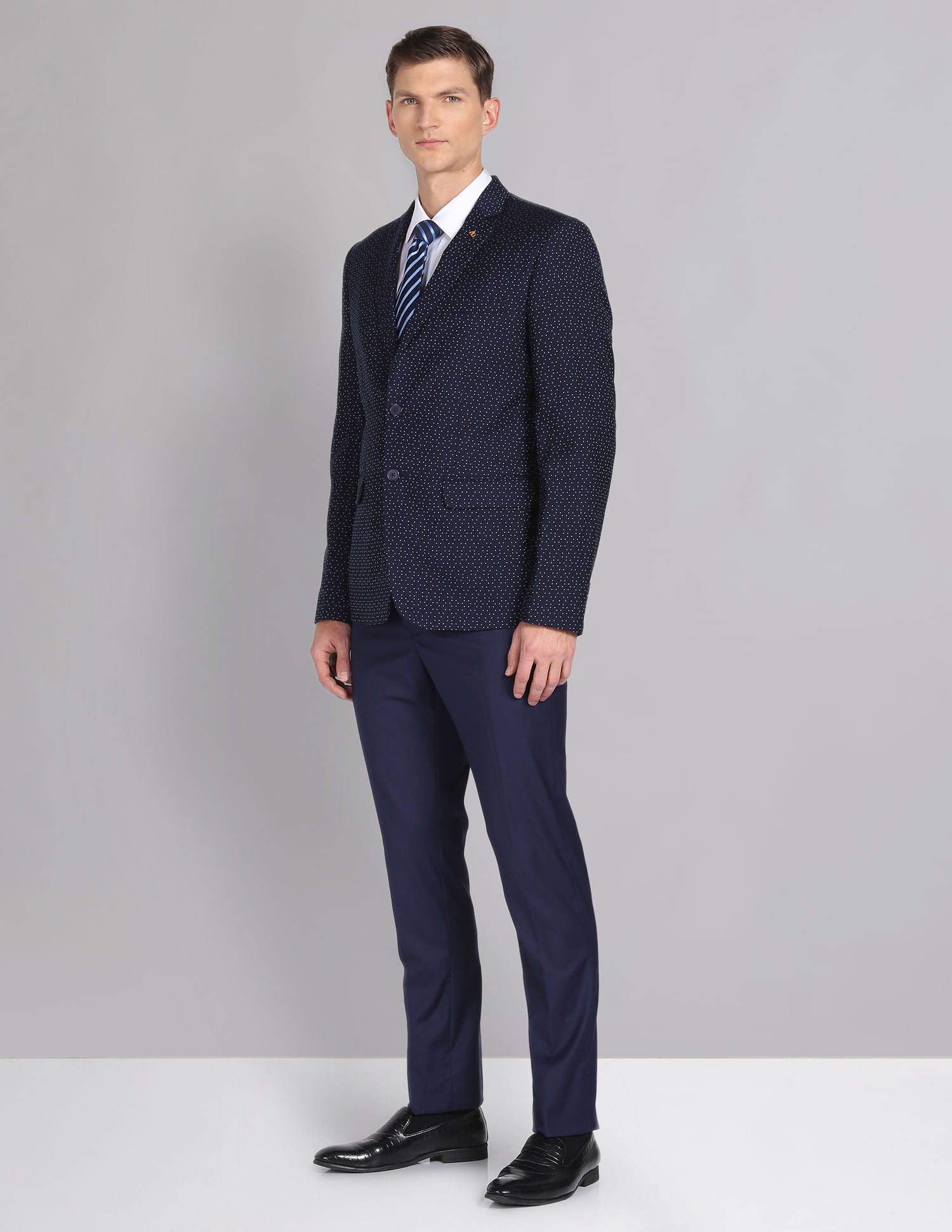 Clean & Sharp Tailored Regular Fit Patterned Two Piece Suit