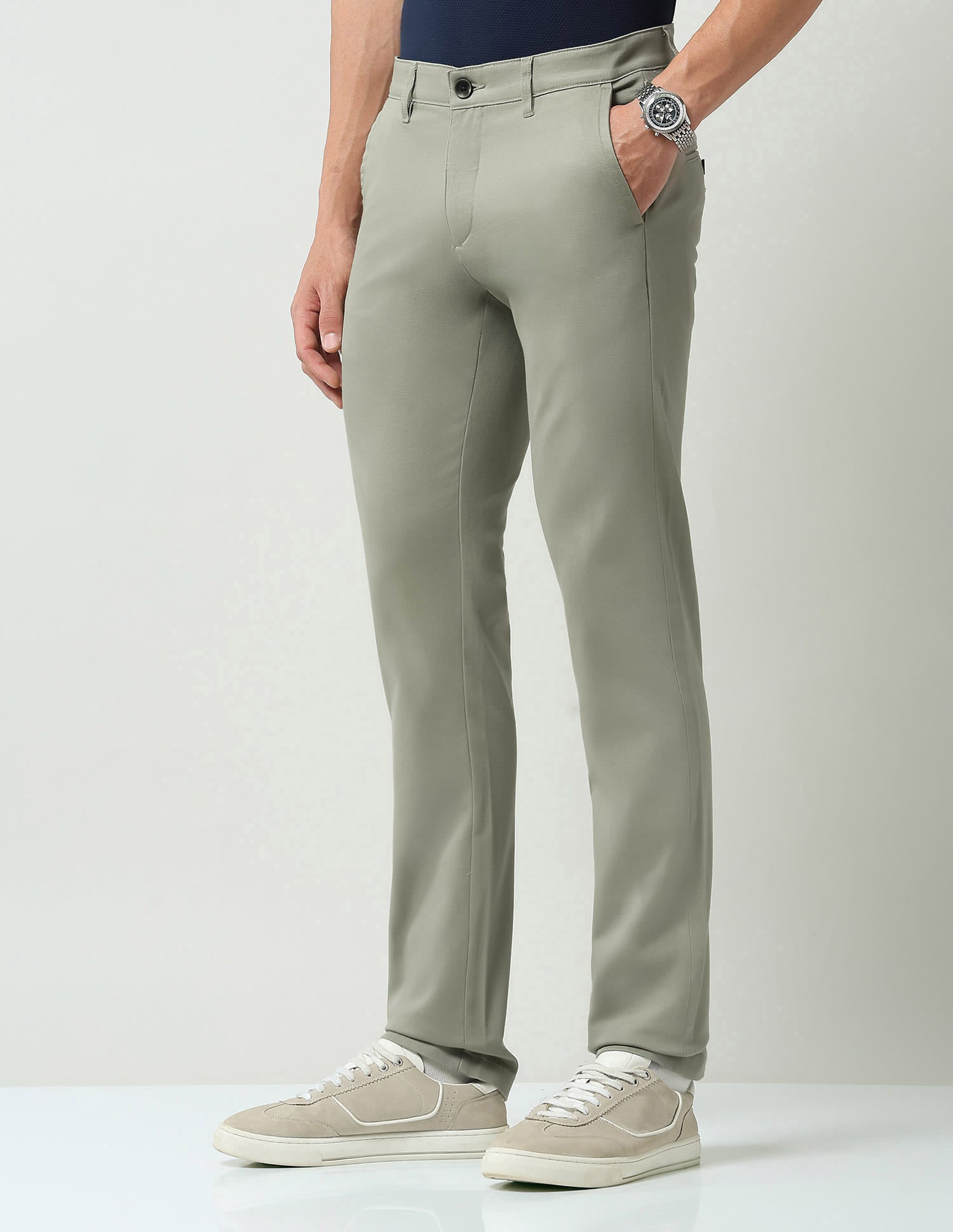 Solid Mid Rise Slim Fit Chinos