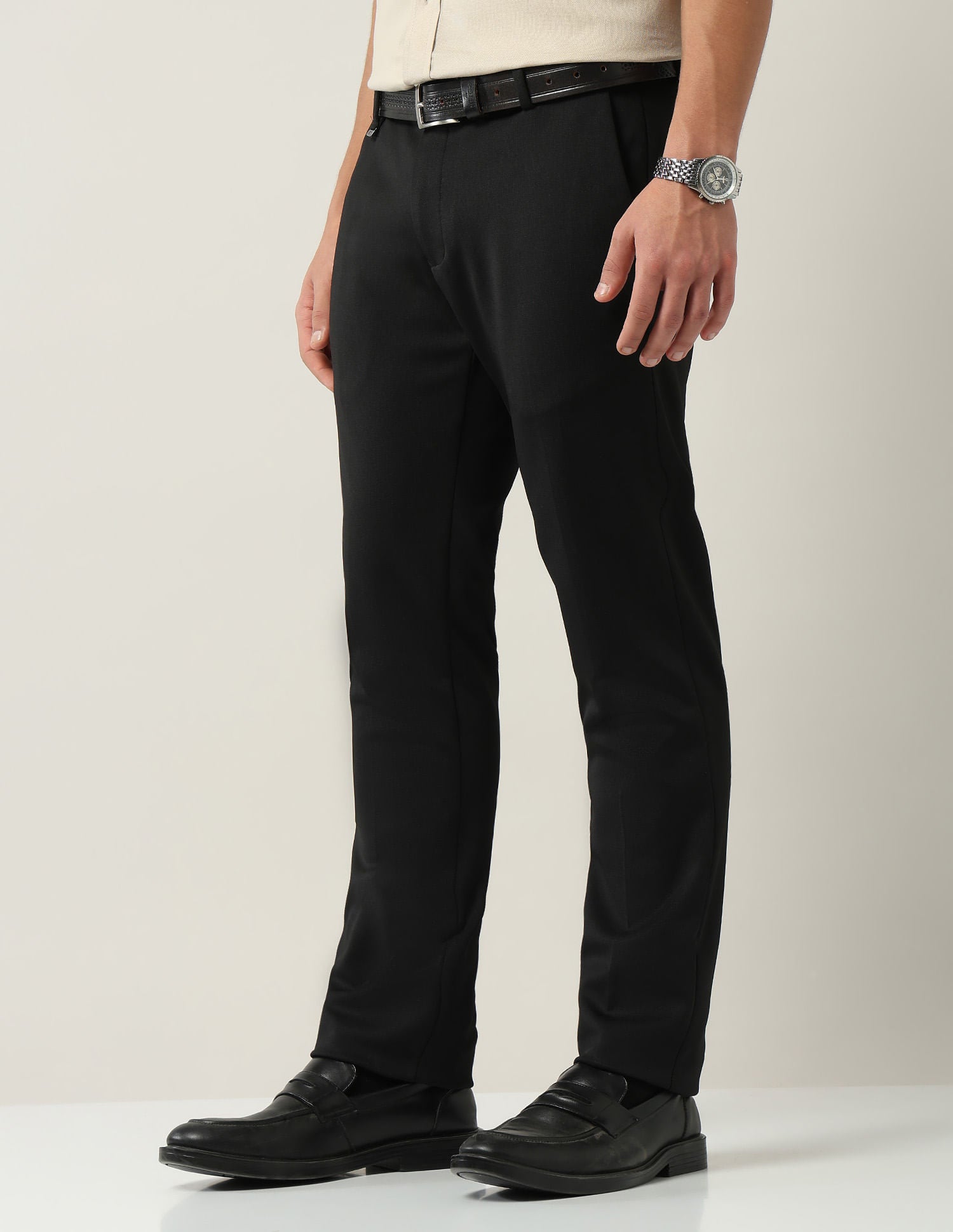 Sleek & Super Slim Fit Solid Trousers