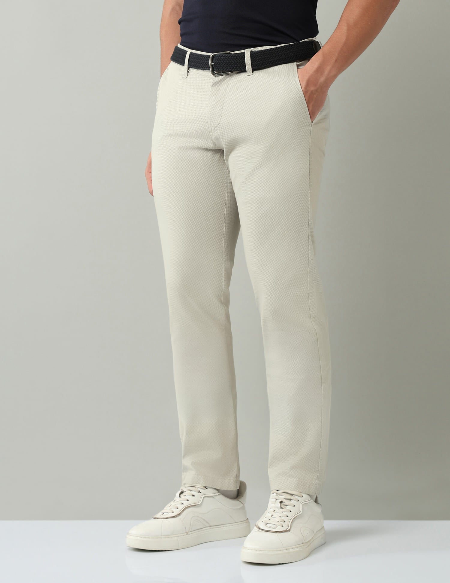 Mid-Rise Modern Slim Fit Twill Chino