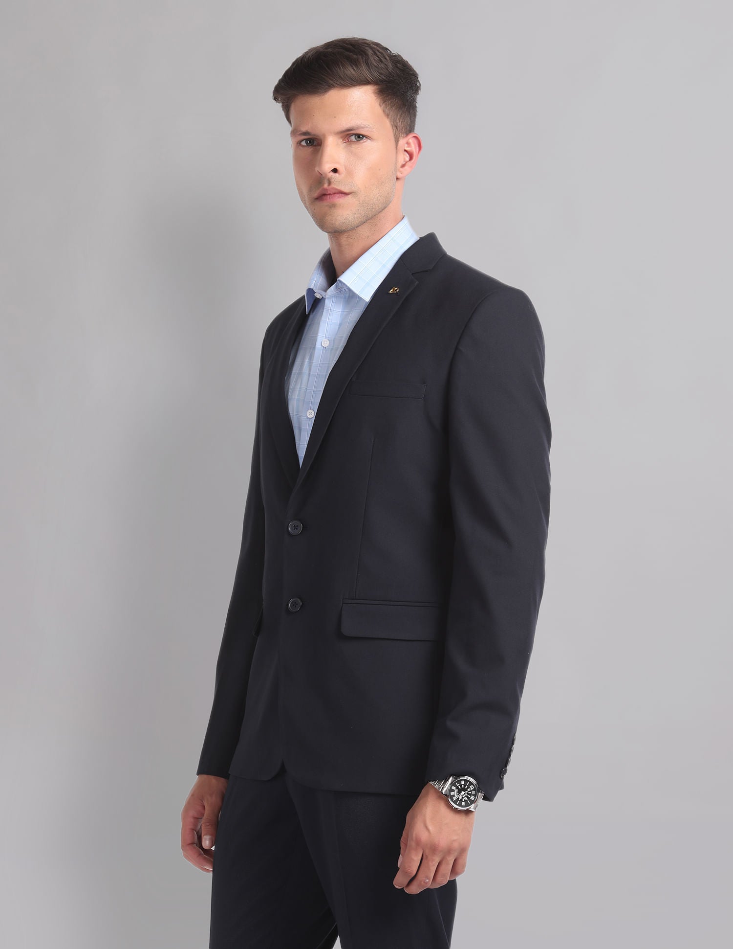 Classic Tailored Regular Fit Solid Blazer