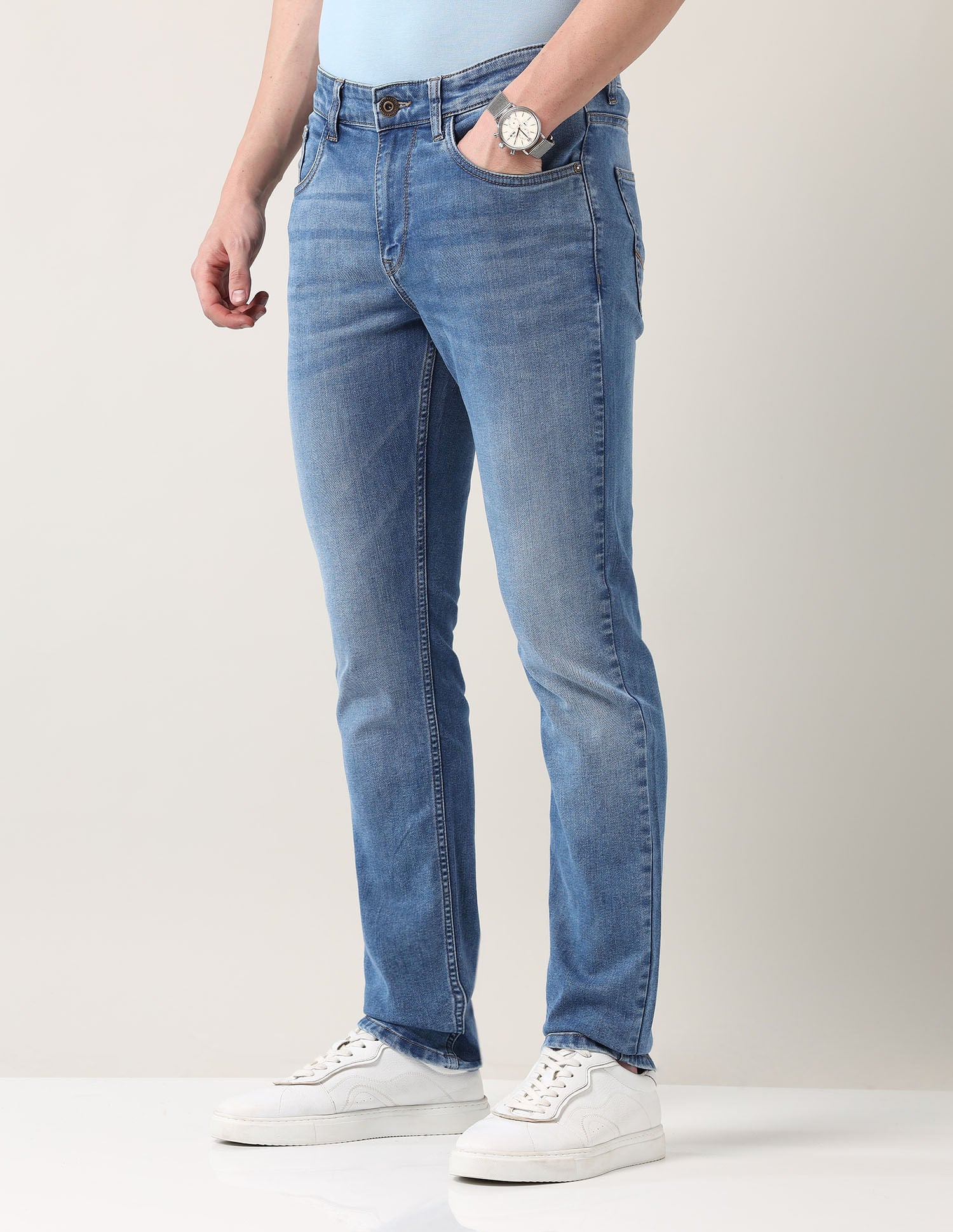 Easy-on slim Fit Mid Rise Jeans