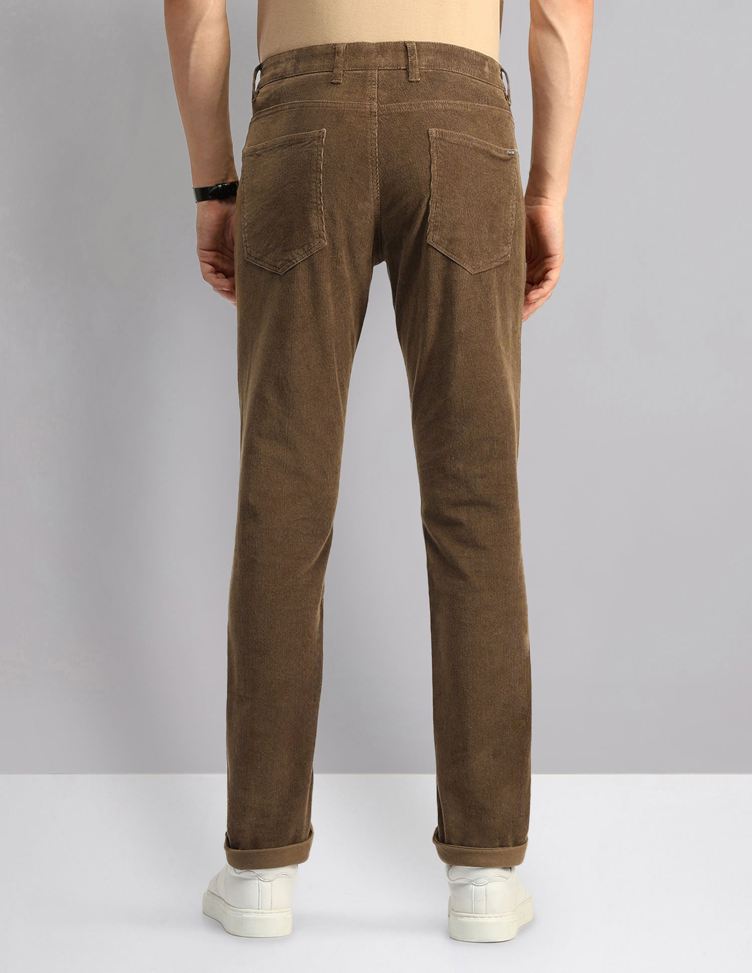 Regular Modern Slim Fit Chinos