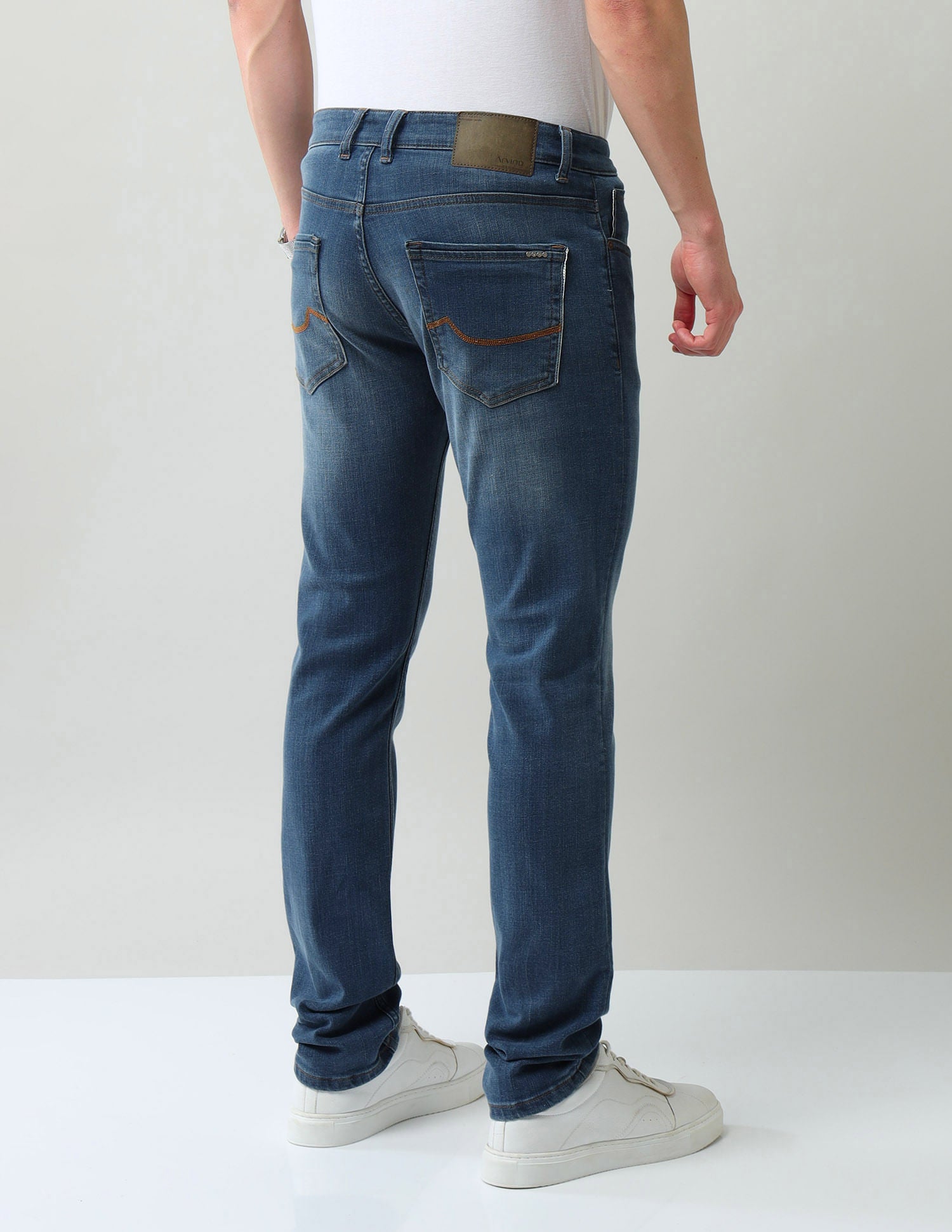 Easy-on slim Fit Mid Rise Jeans