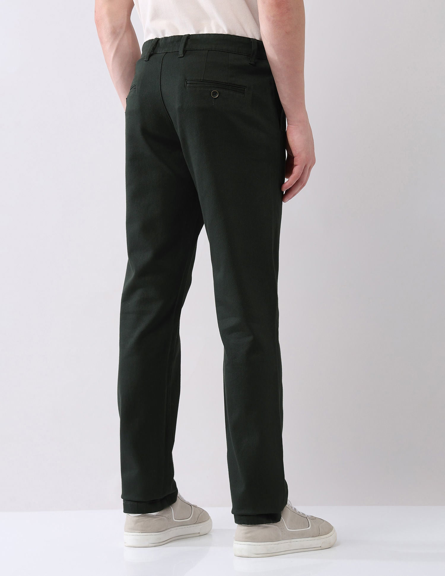 Regular Modern Slim Fit Chinos