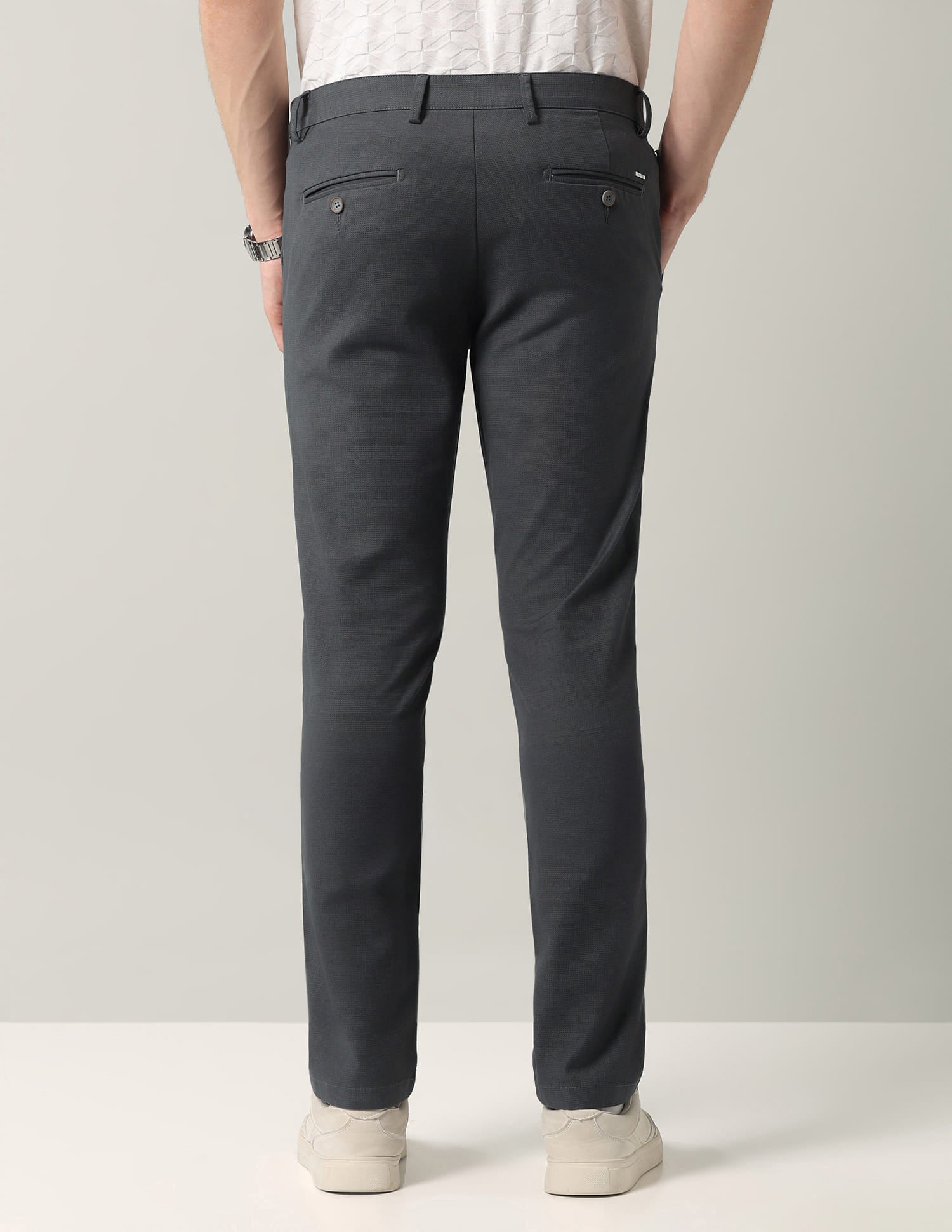 Textured Mid-rise Modern Fit Trousers
