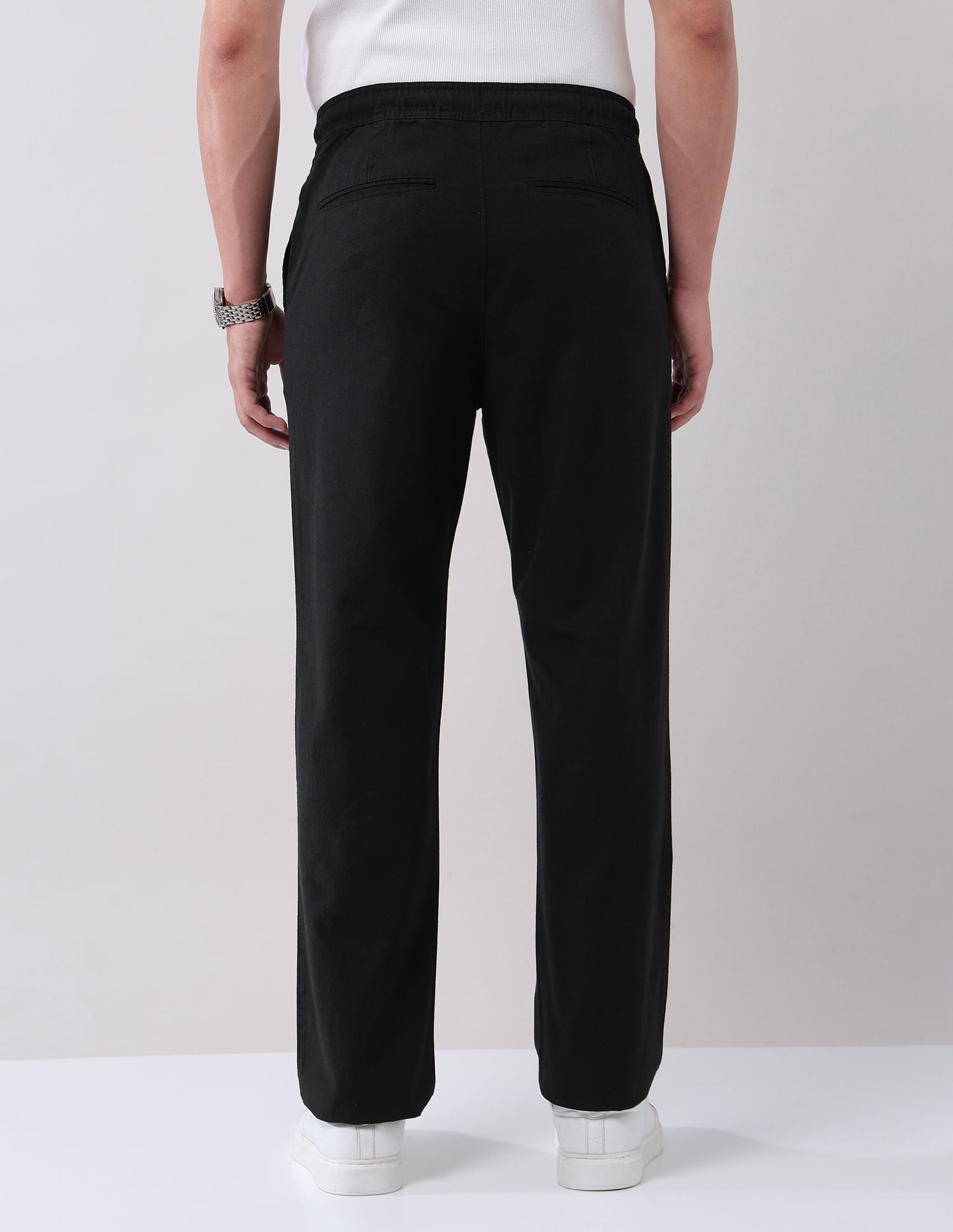 Modern Urban Pause Straight fit Chinos