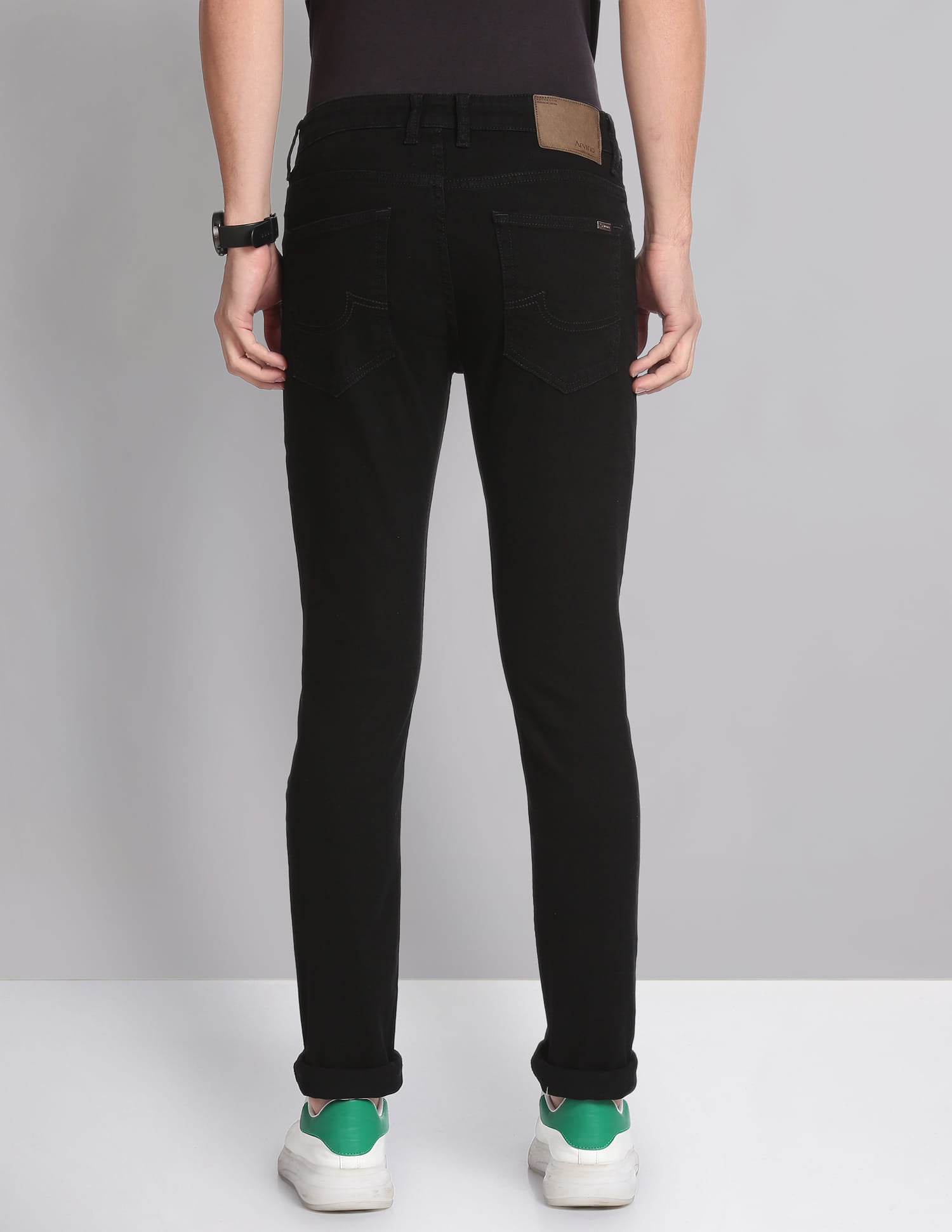 Mid Rise Skinny Fit Jeans