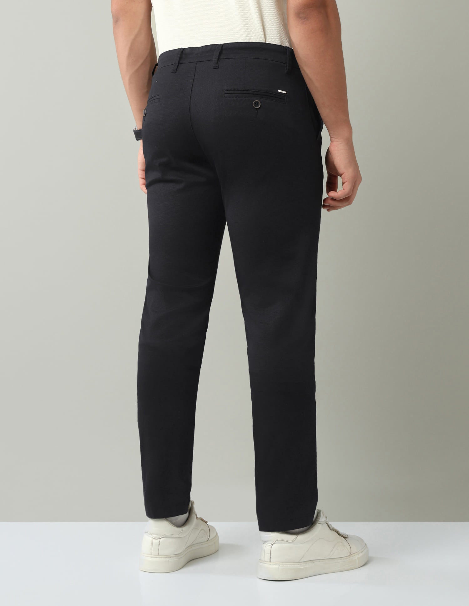 Mid-Rise Modern Slim Fit Twill Chino