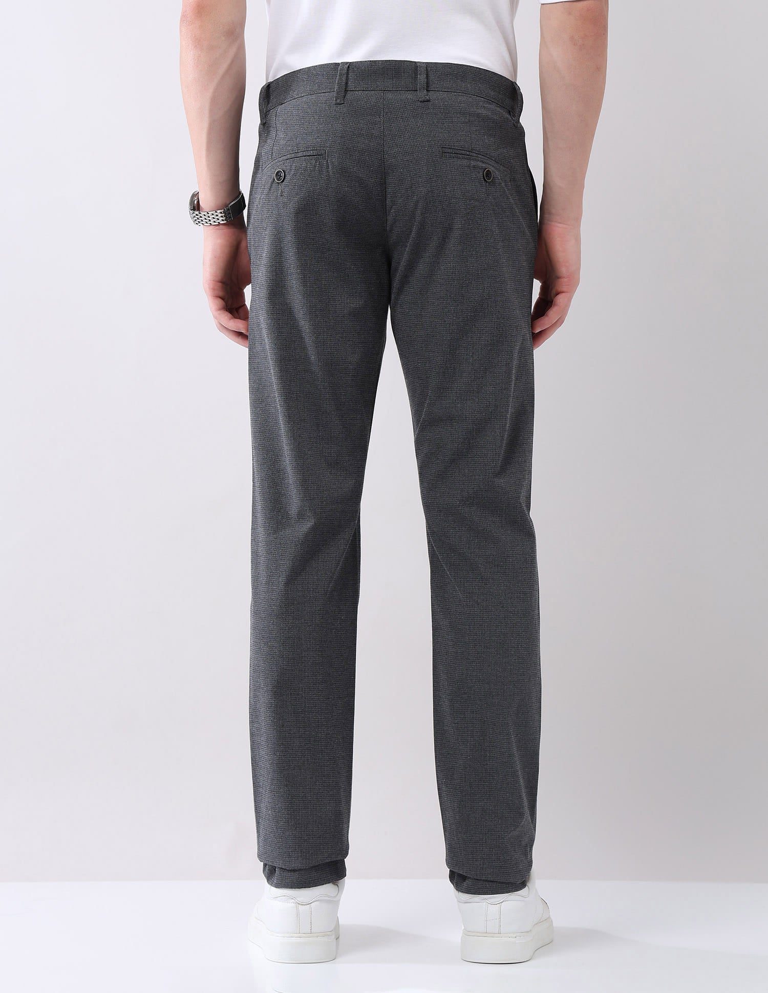 Regular Modern Slim Fit Chinos