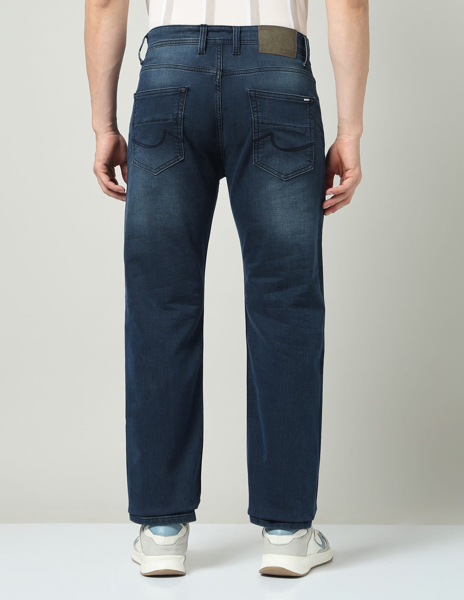 Everyday Essential Comfort Fit Mid-Rise Stone Wash Jeans