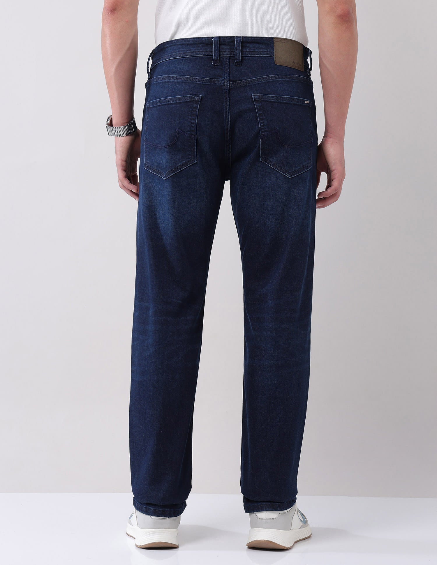 Urban Pause Comfort Slim Fit Jeans