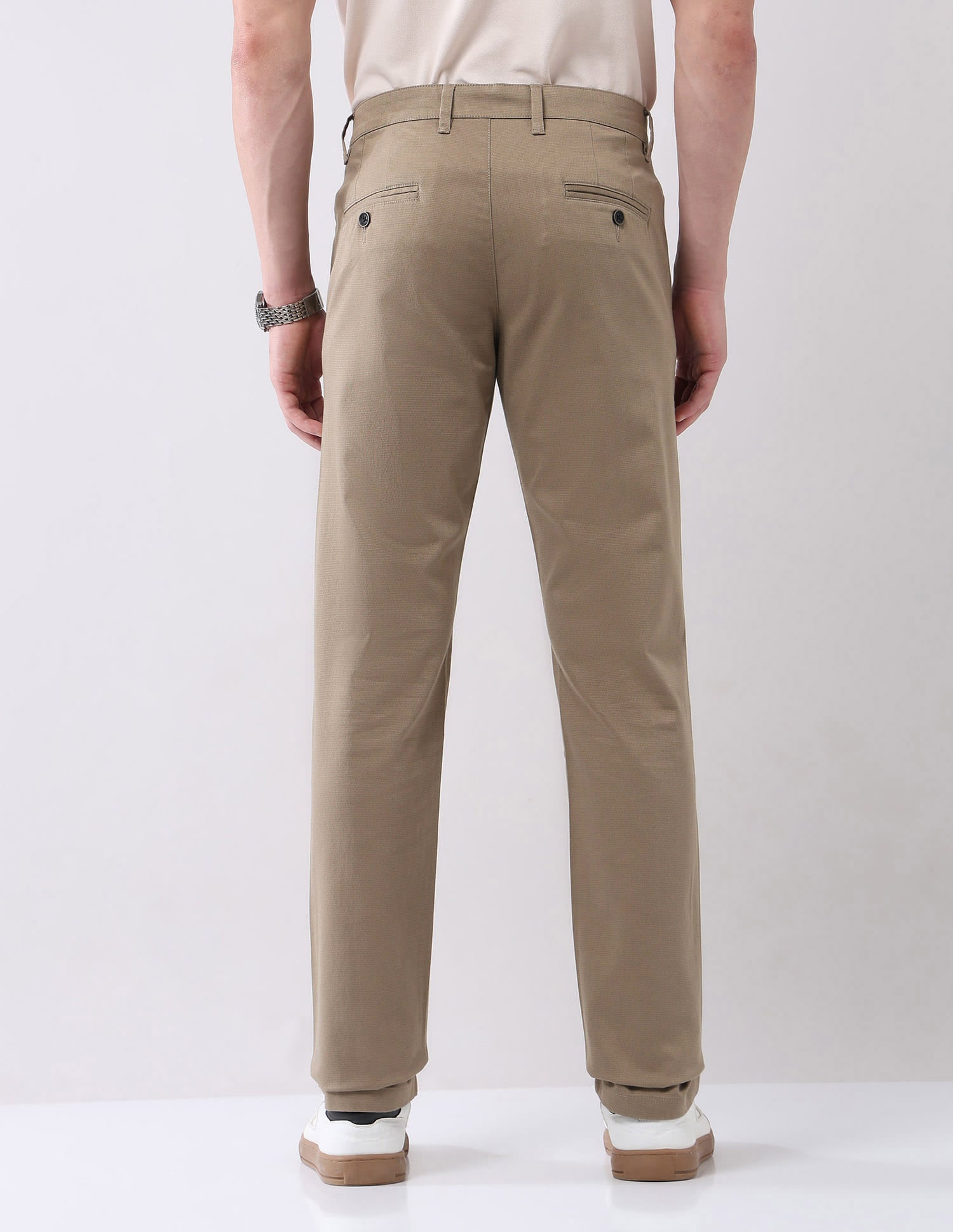 Regular Modern Slim Fit Chinos