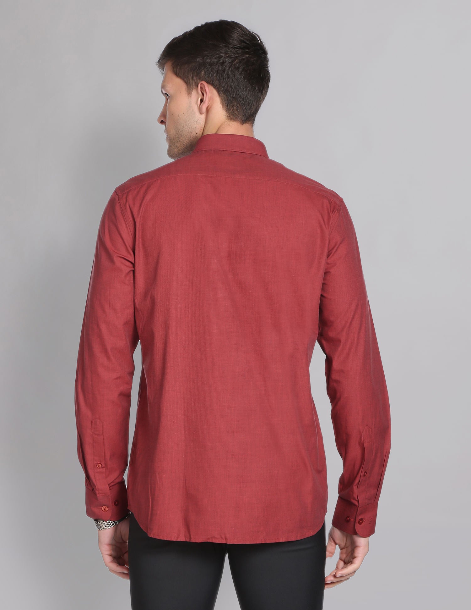 Power Heritage Solid Cotton Formal Shirt with Cutaway Collar