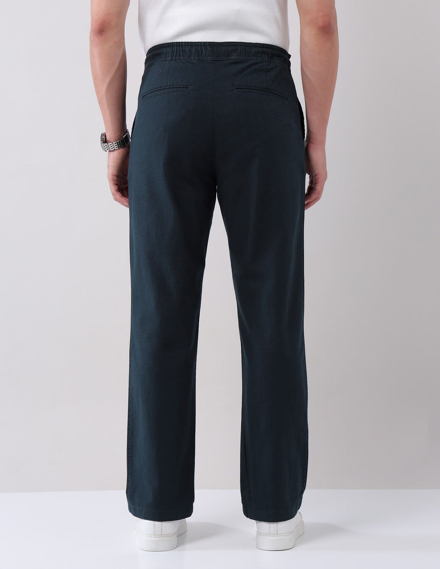 Modern Urban Pause Straight fit Chinos