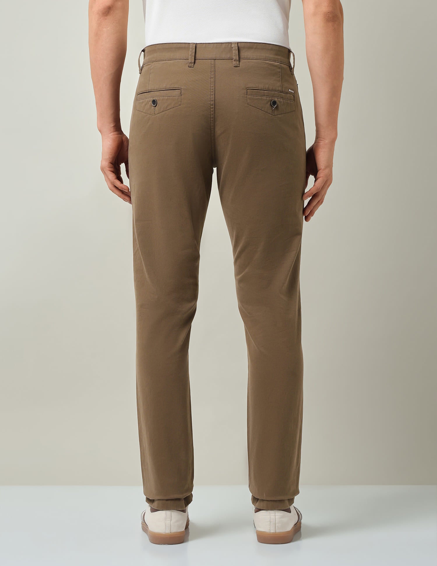 Office essential Solid Mid-Rise Slim Fit Trousers
