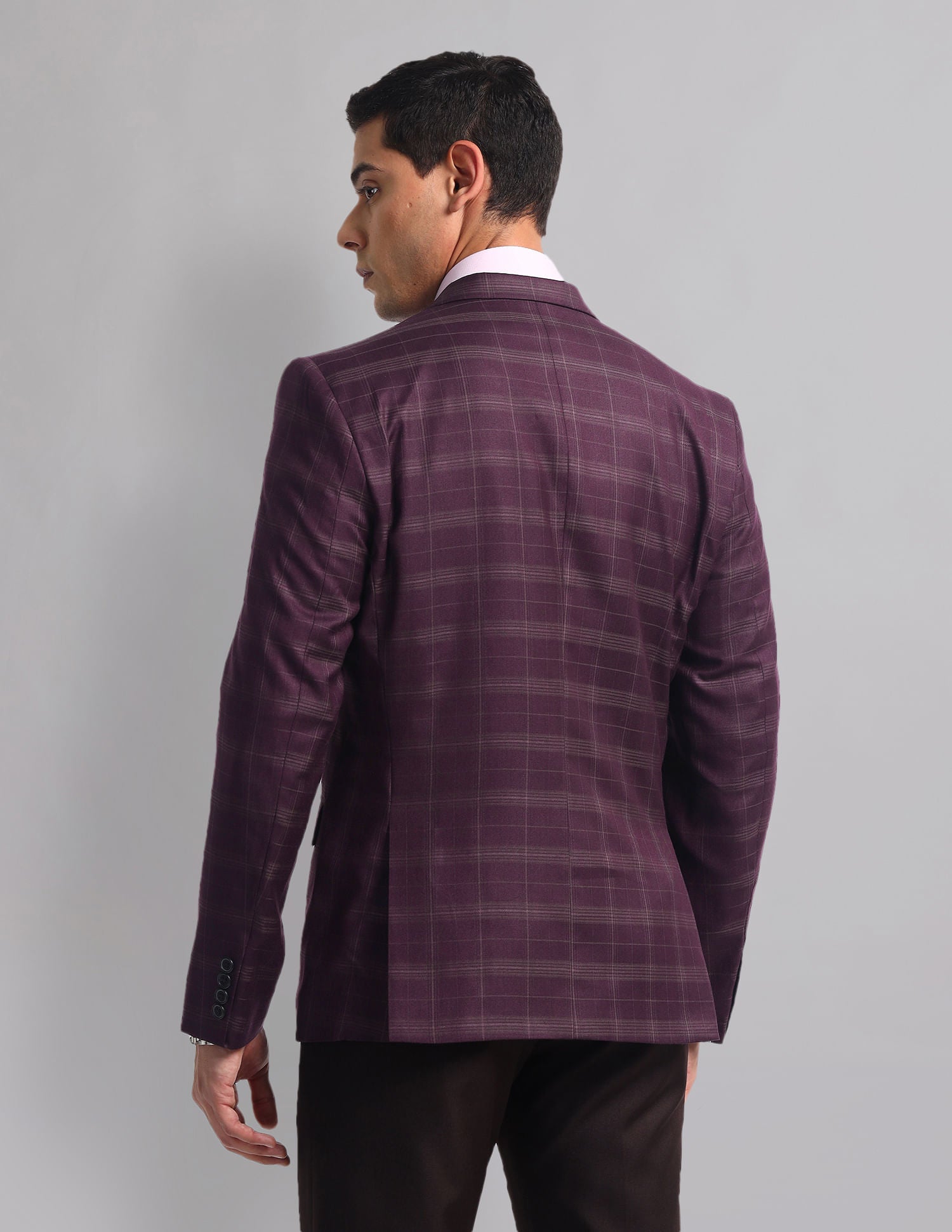 Corporate Core Single-Breasted Checked Blazer