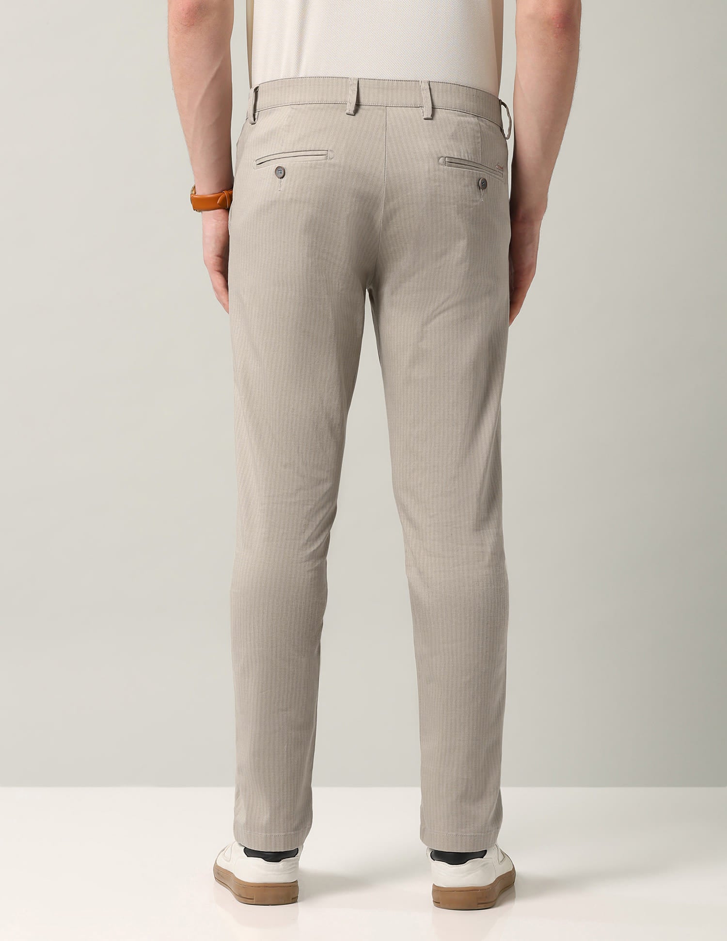 Geometric Patterned Mid-rise Modern Fit Trousers