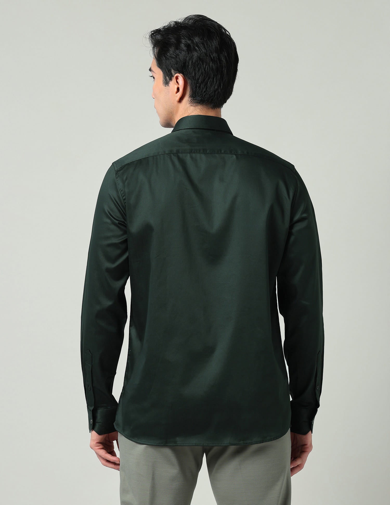 Comfort Alchemy Solid Satin Slim Fit Shirt