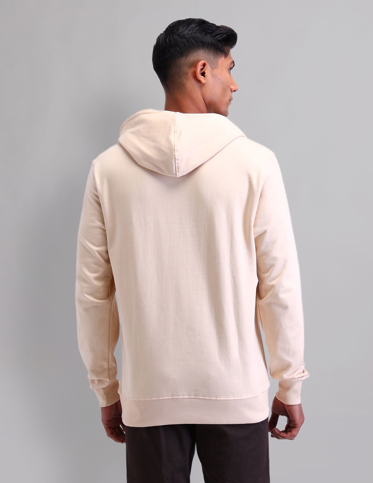 Urban Sleek Modern Slim Fit Sweatshirt