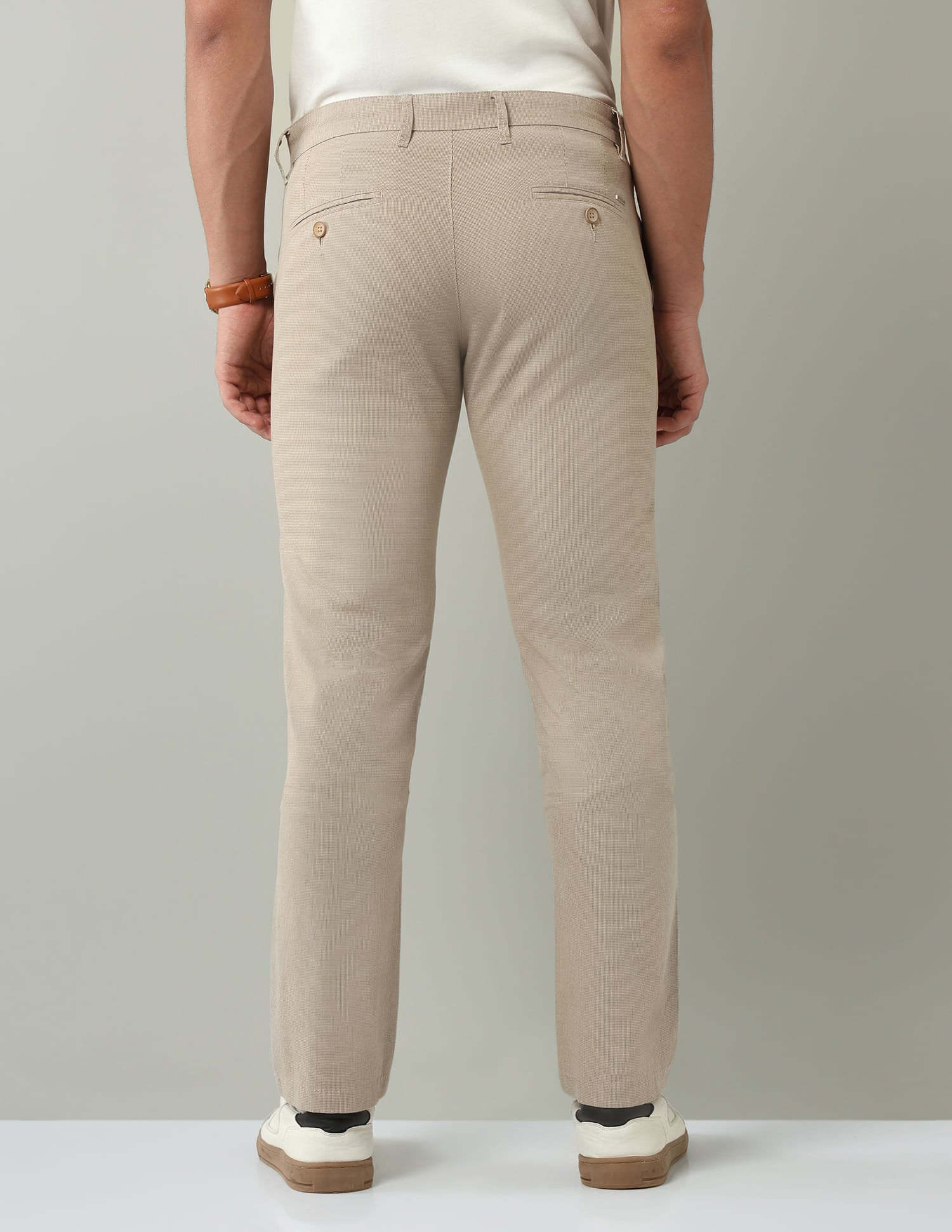 Mid-Rise Modern Slim Fit Chino