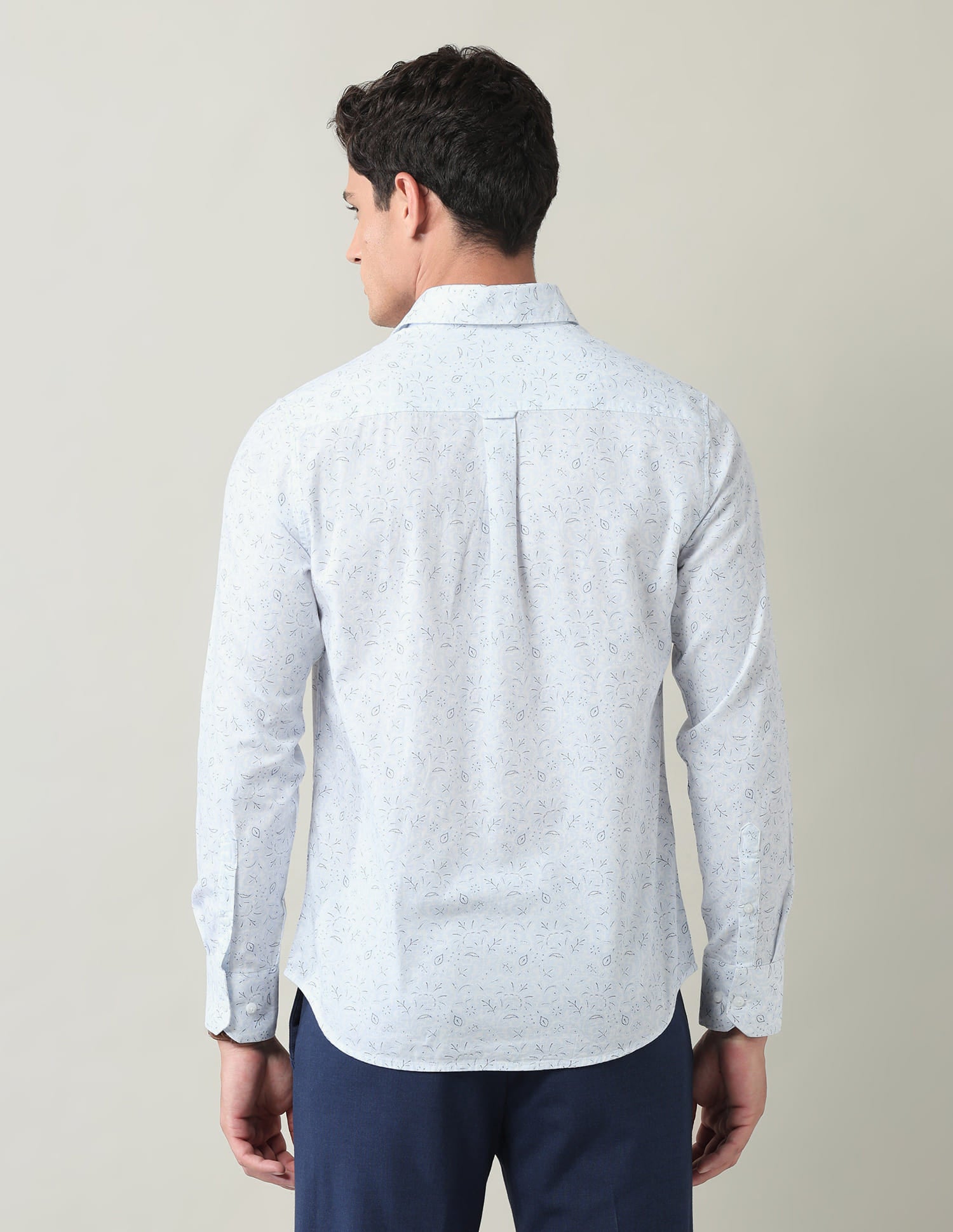 Floral Printed Slim Fit Dobby Shirt