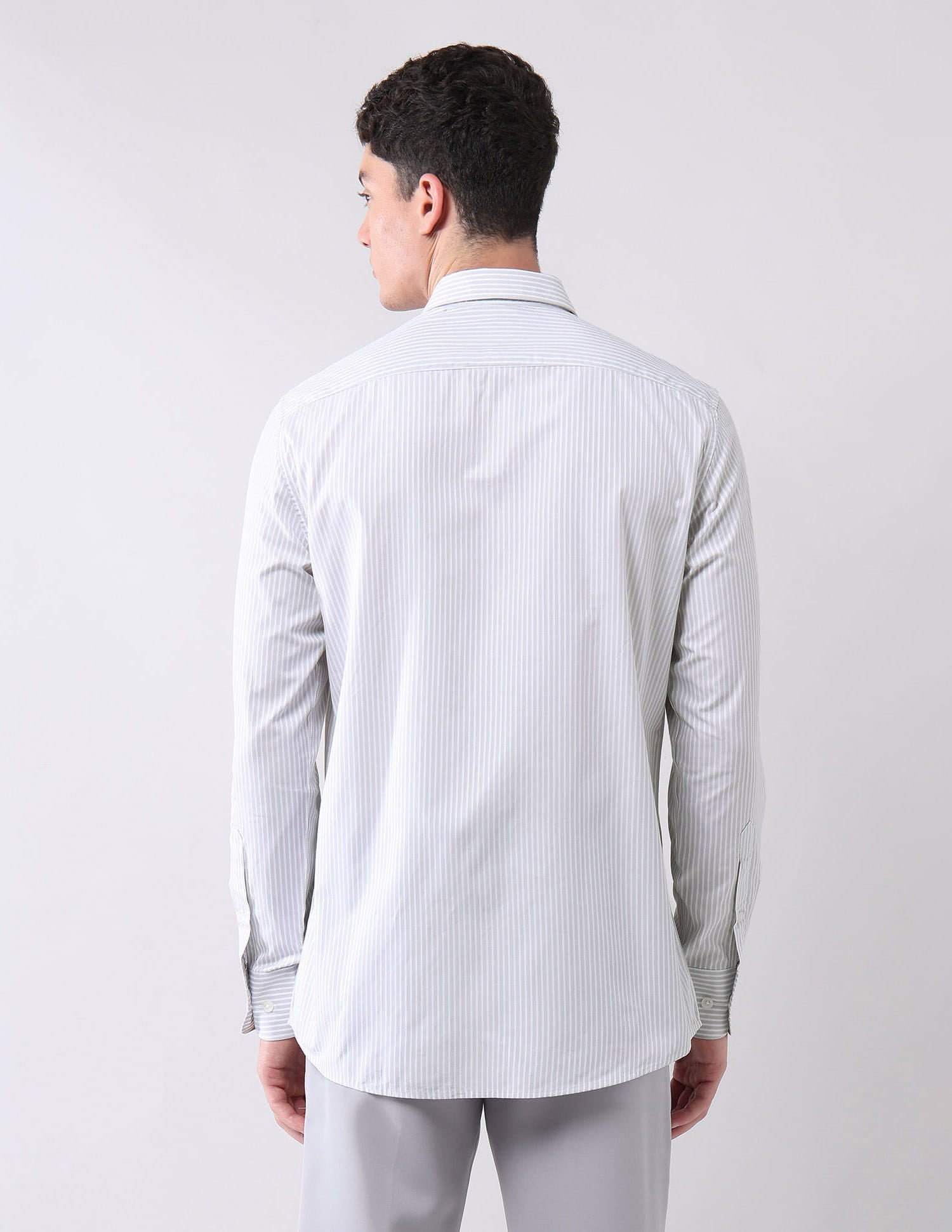 Wardrobe-Coded Regular Fit Vertical Striped Shirt