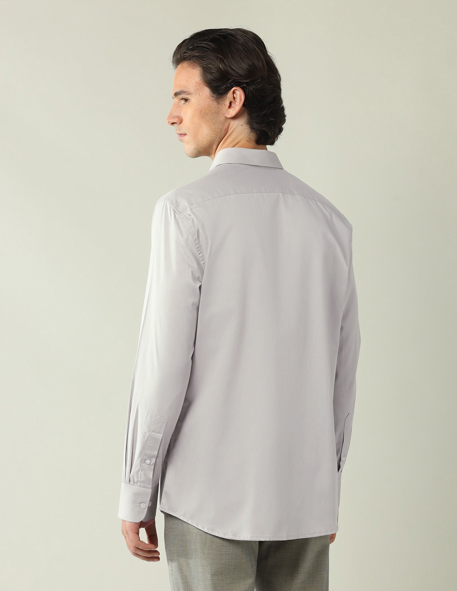 Classic Regular Fit Solid Shirt