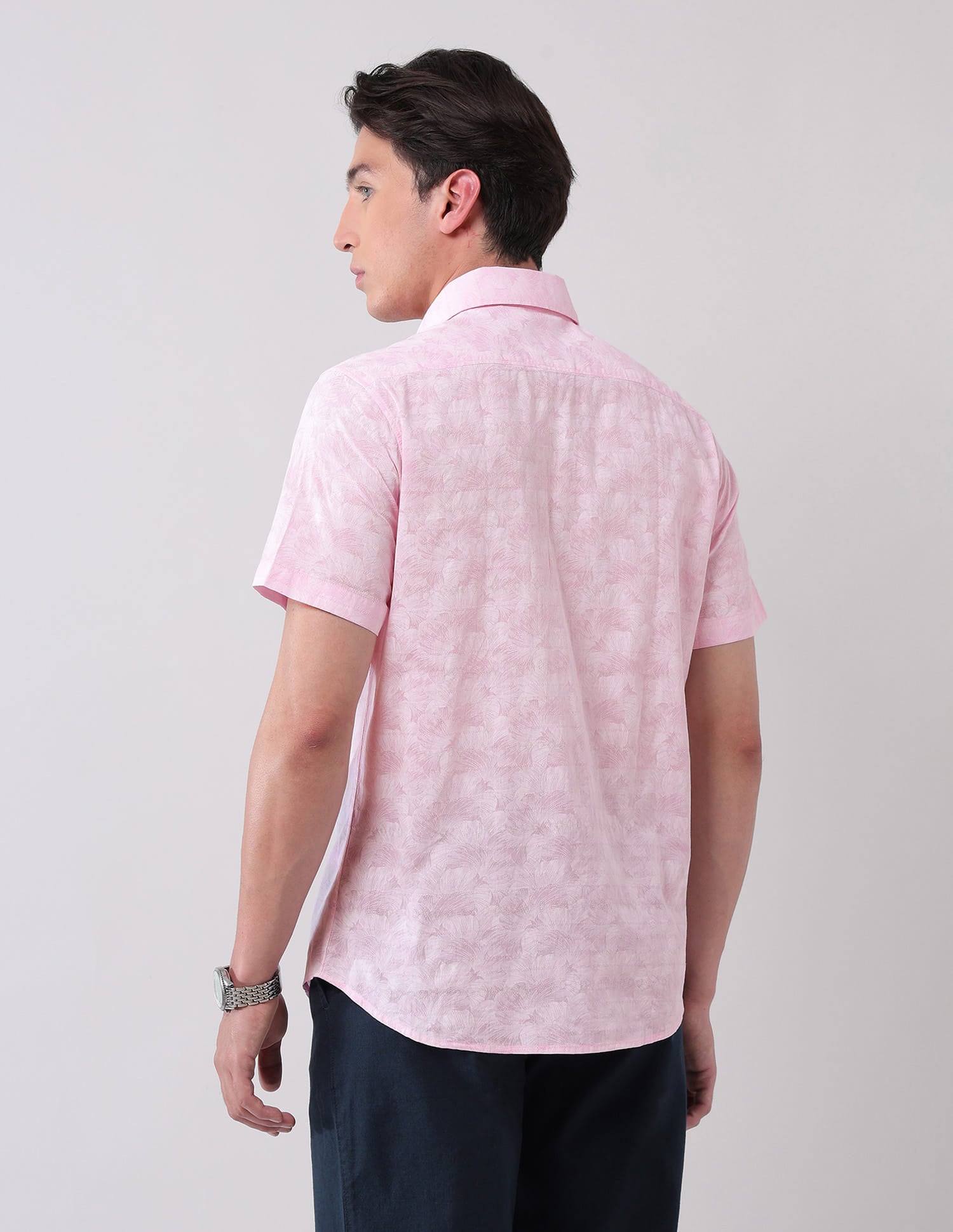 Urban Pause Modern Slim Fit Shirt