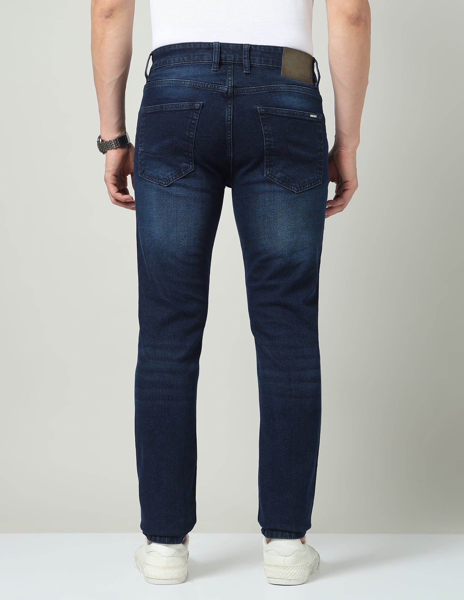 Adventure Essential Slim Fit Mid-Rise Whiskered Jeans