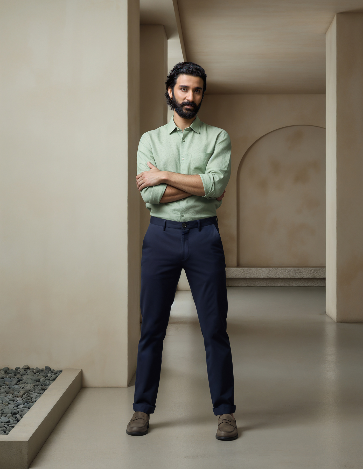 Edged Modern Slim Fit Solid Casual Chinos